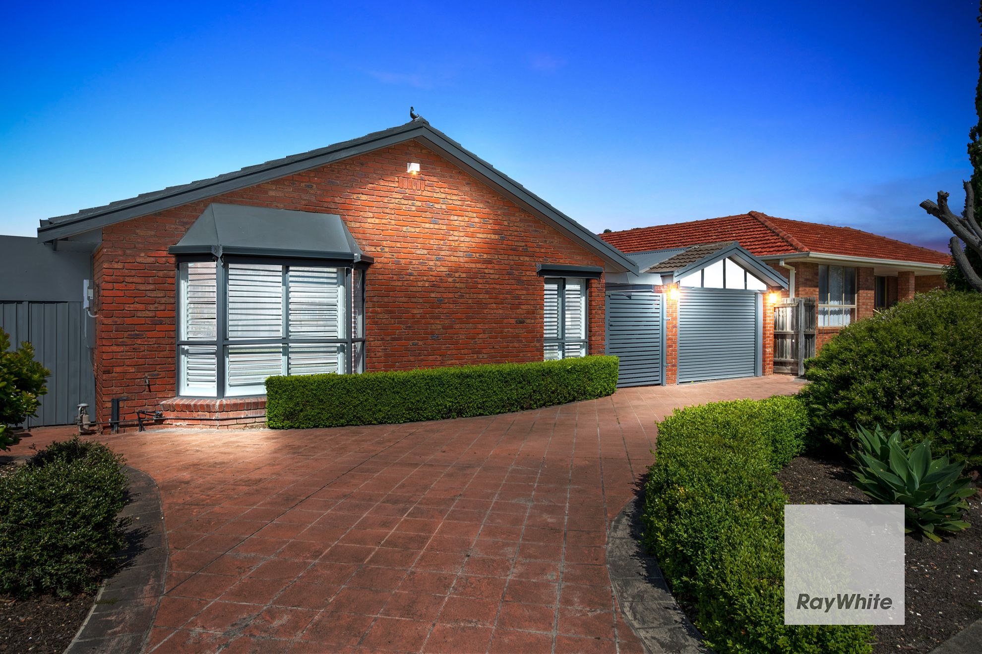 64 Chichester Drive, Taylors Lakes, VIC 3038 Sold House Ray White