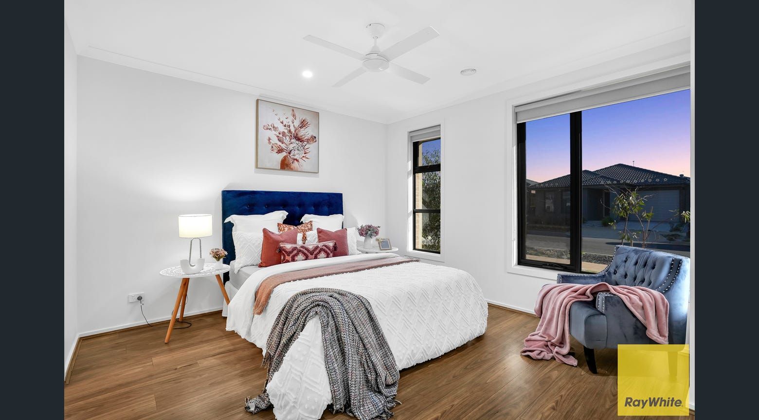 8 Tait Street — photo 10 of 17
