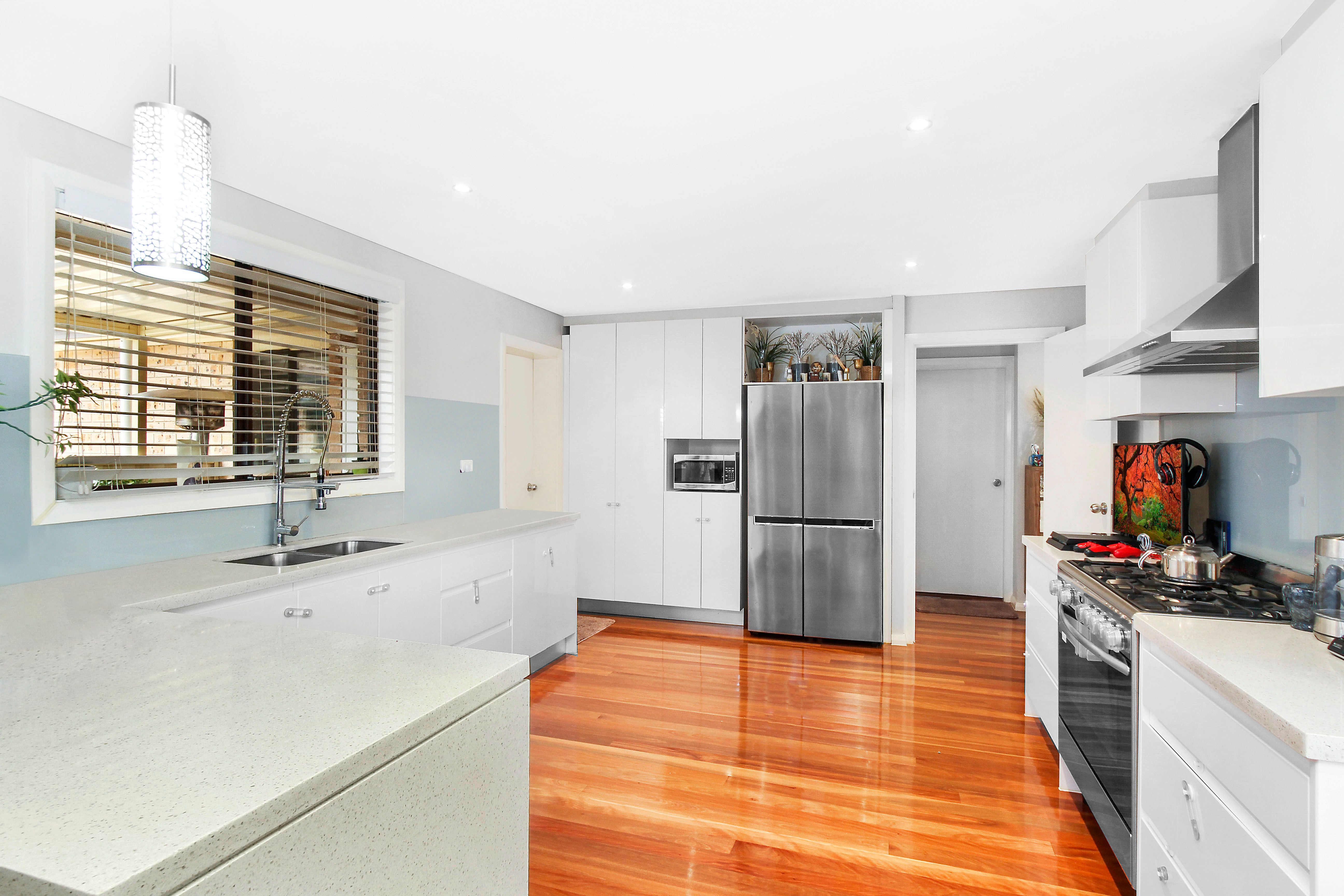 4 Burr Close, Bossley Park, NSW 2176
