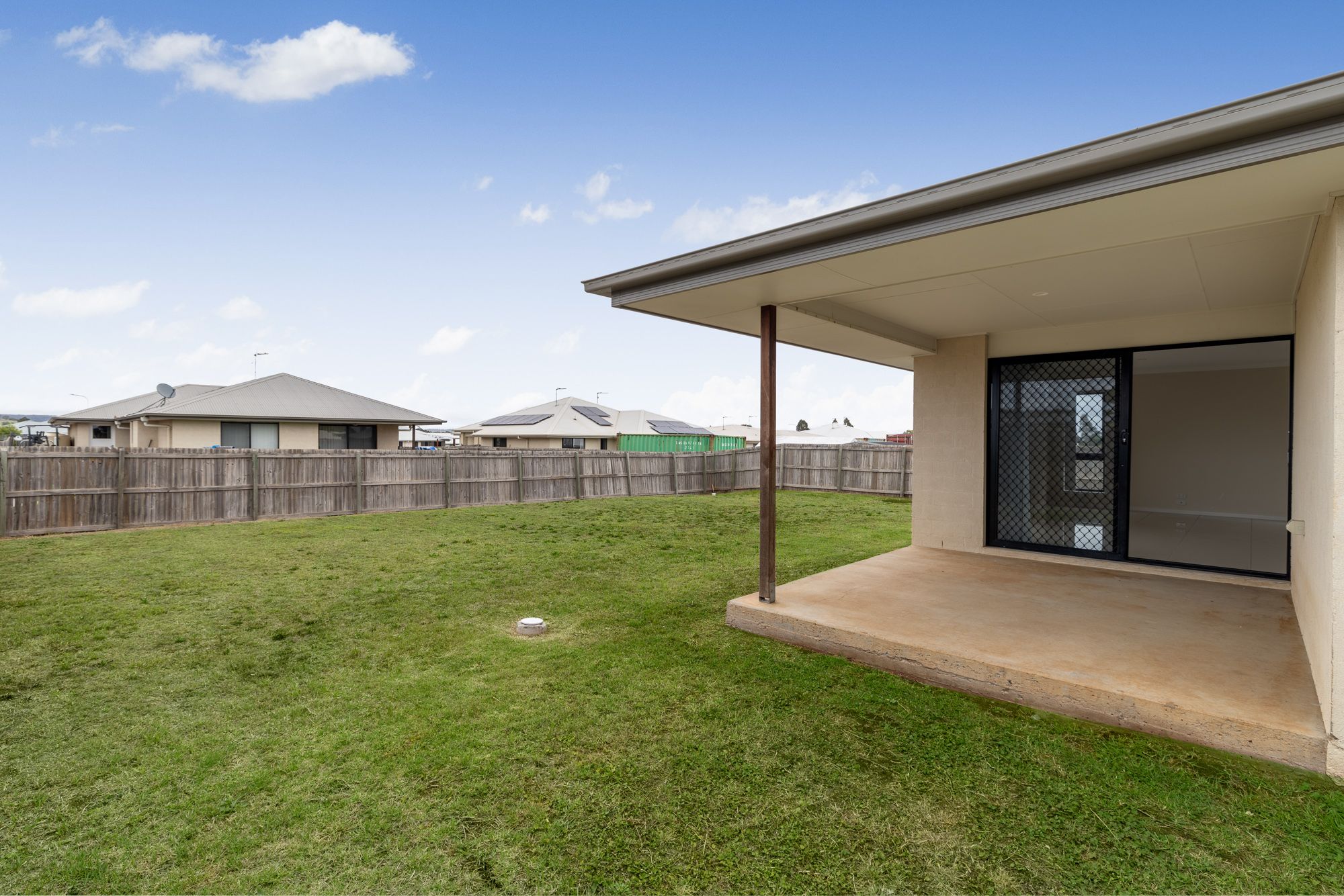 35 Myrtleford Crescent — photo 13 of 16