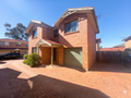 Spacious & Comfortable 3-Bedroom Townhouse in Convenient Location - Colyton