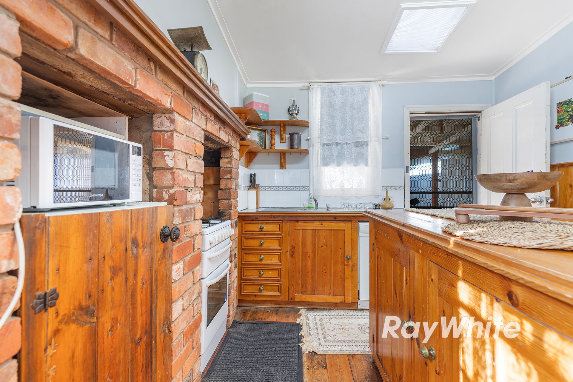 39 Dudley Street — photo 16 of 30