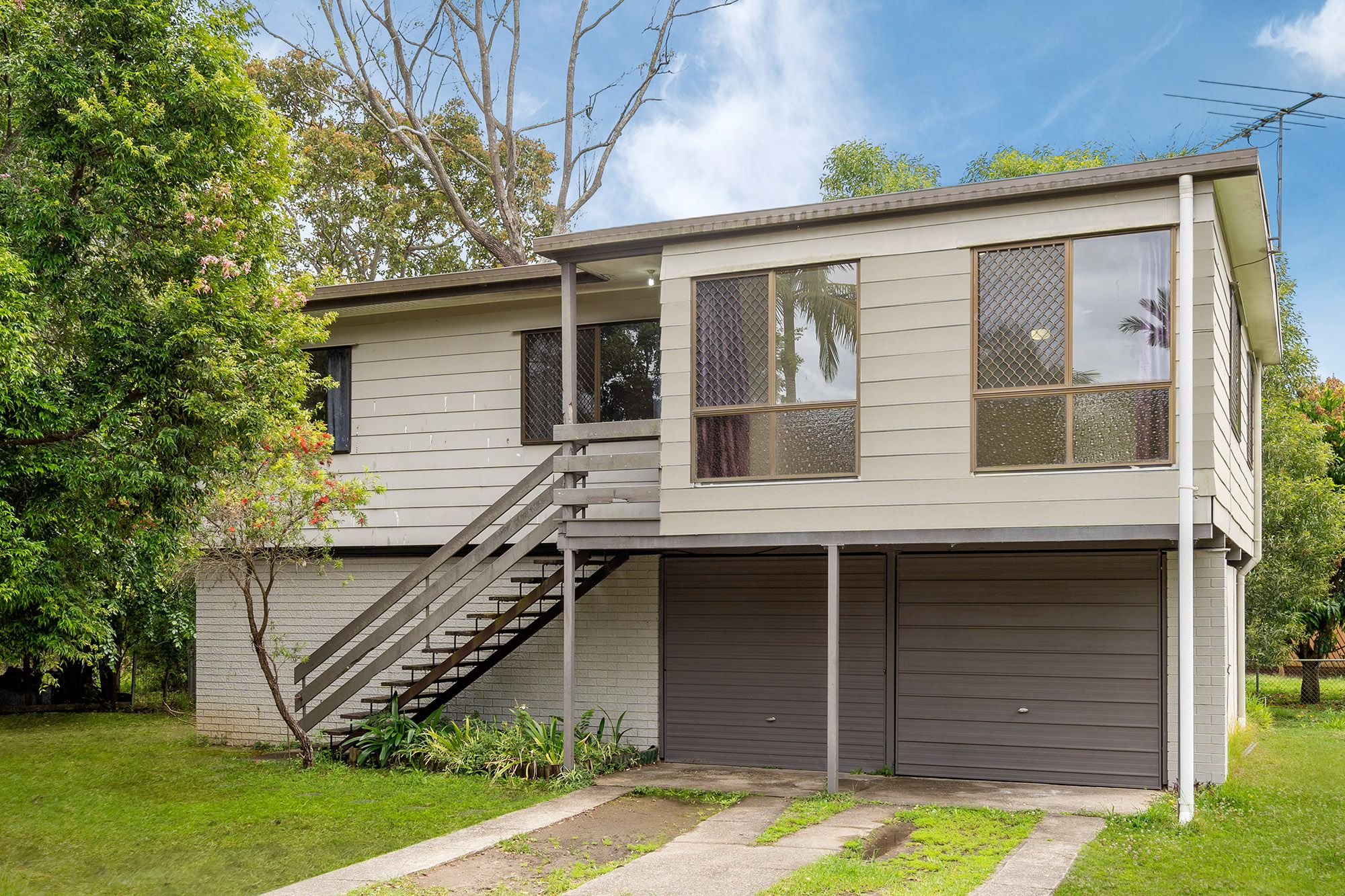 24 Ariel Avenue, Kingston QLD 4114