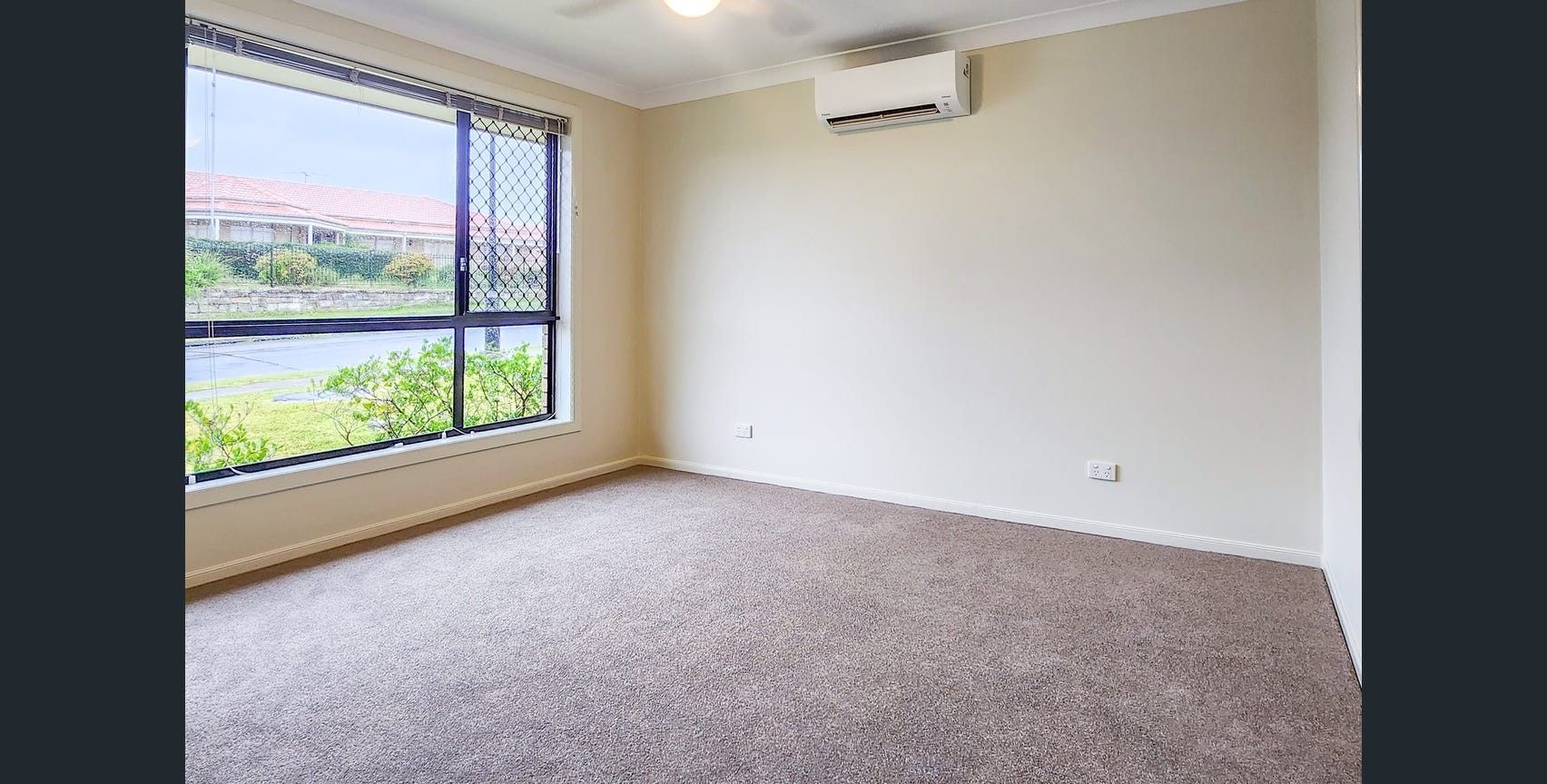 2 St Andrews Way — photo 7 of 11