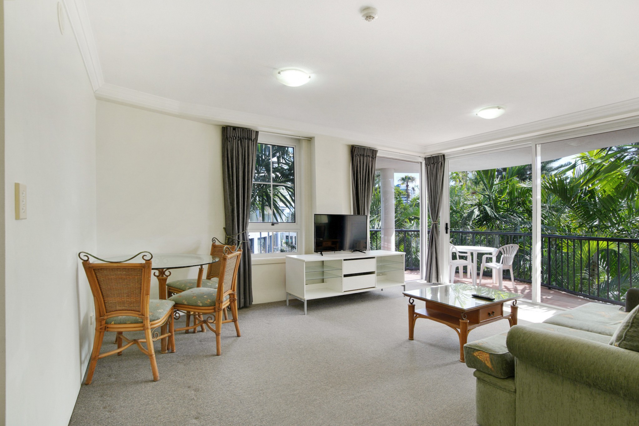 315/9-21 Beach Parade, Surfers Paradise, QLD 4217