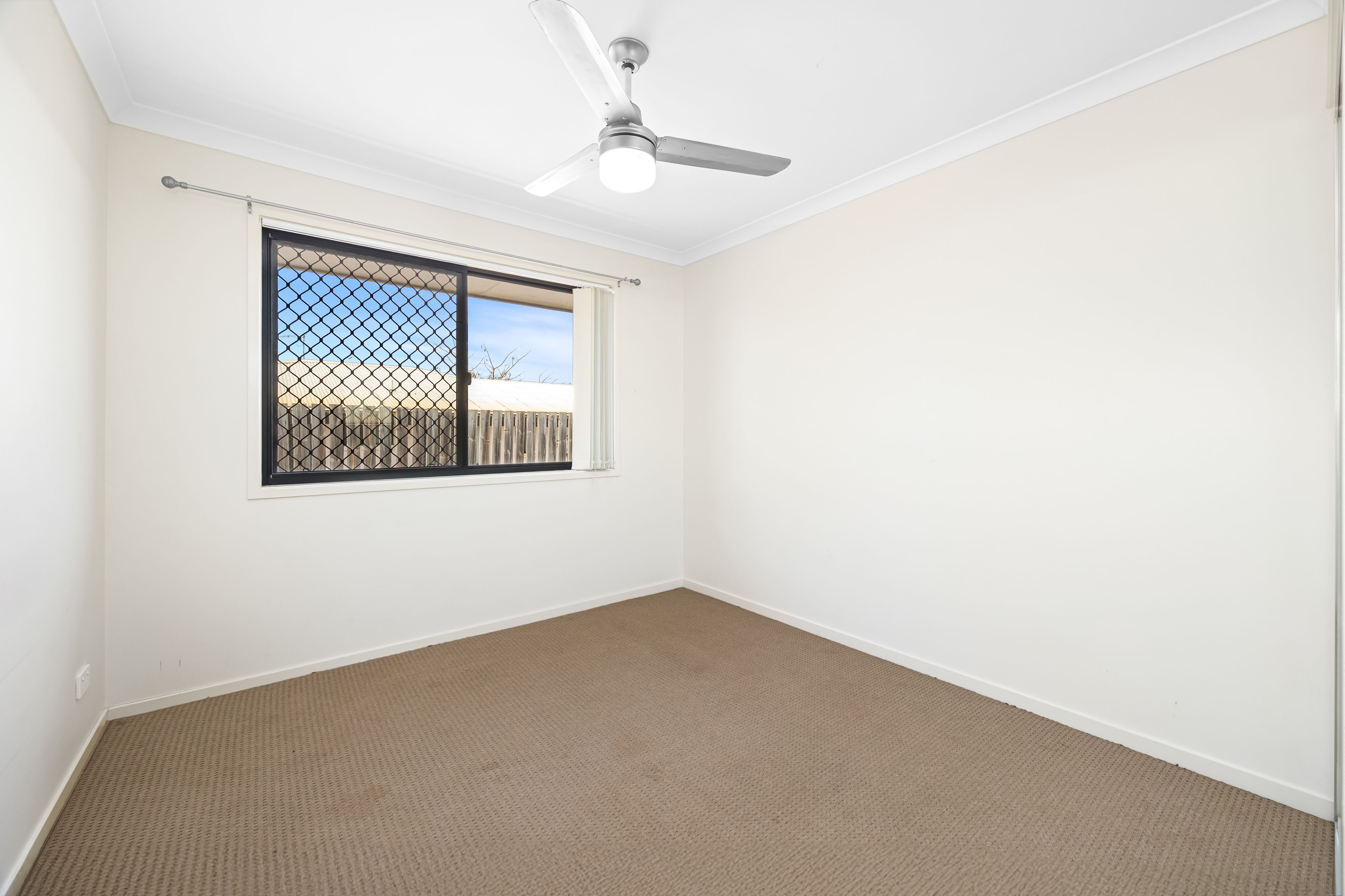 25 Amy Street — photo 10 of 12