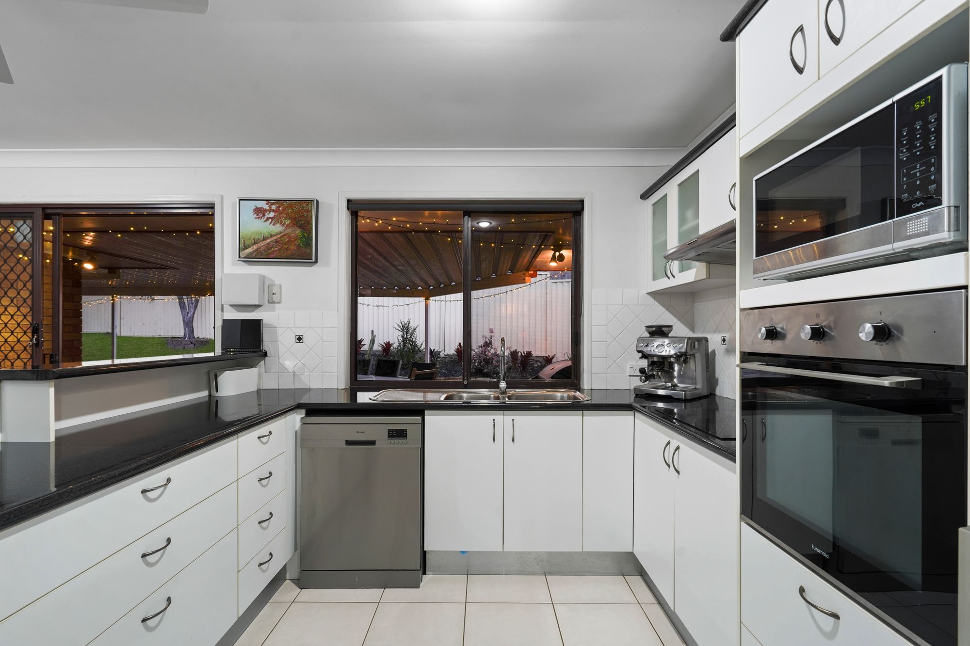 10 Breeze Court — photo 7 of 25