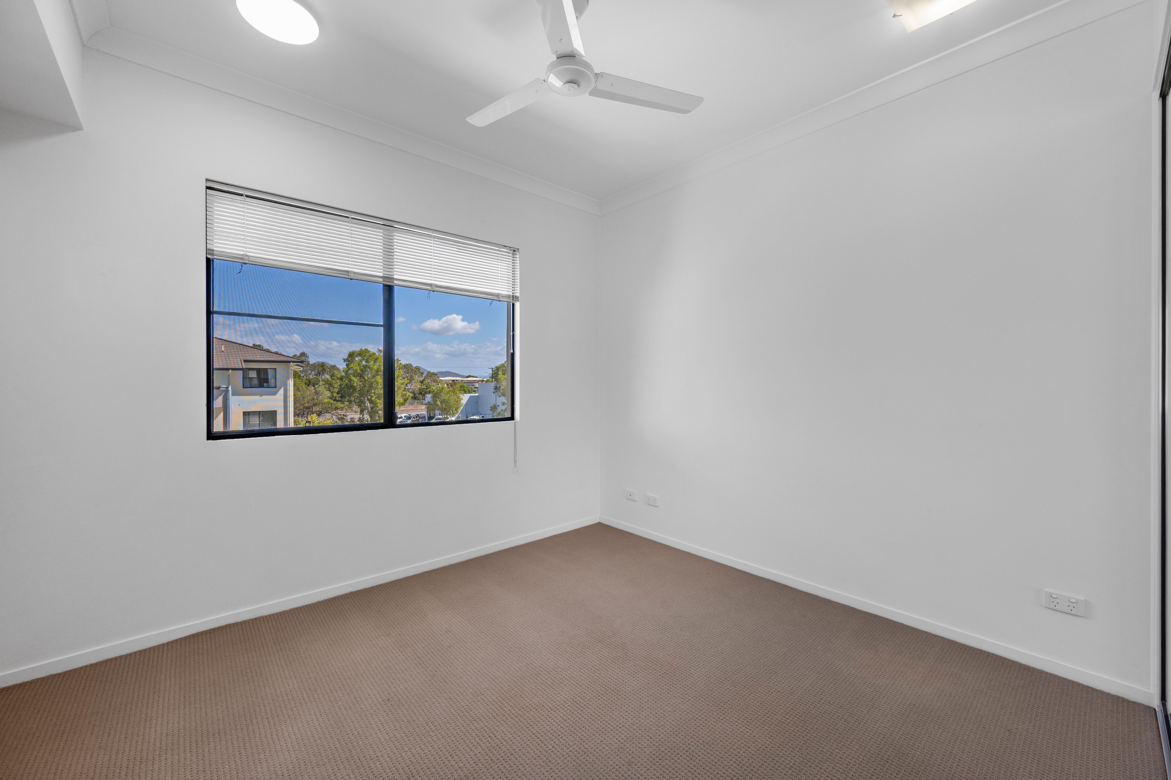 39/6-12 Henry Street — photo 17 of 22