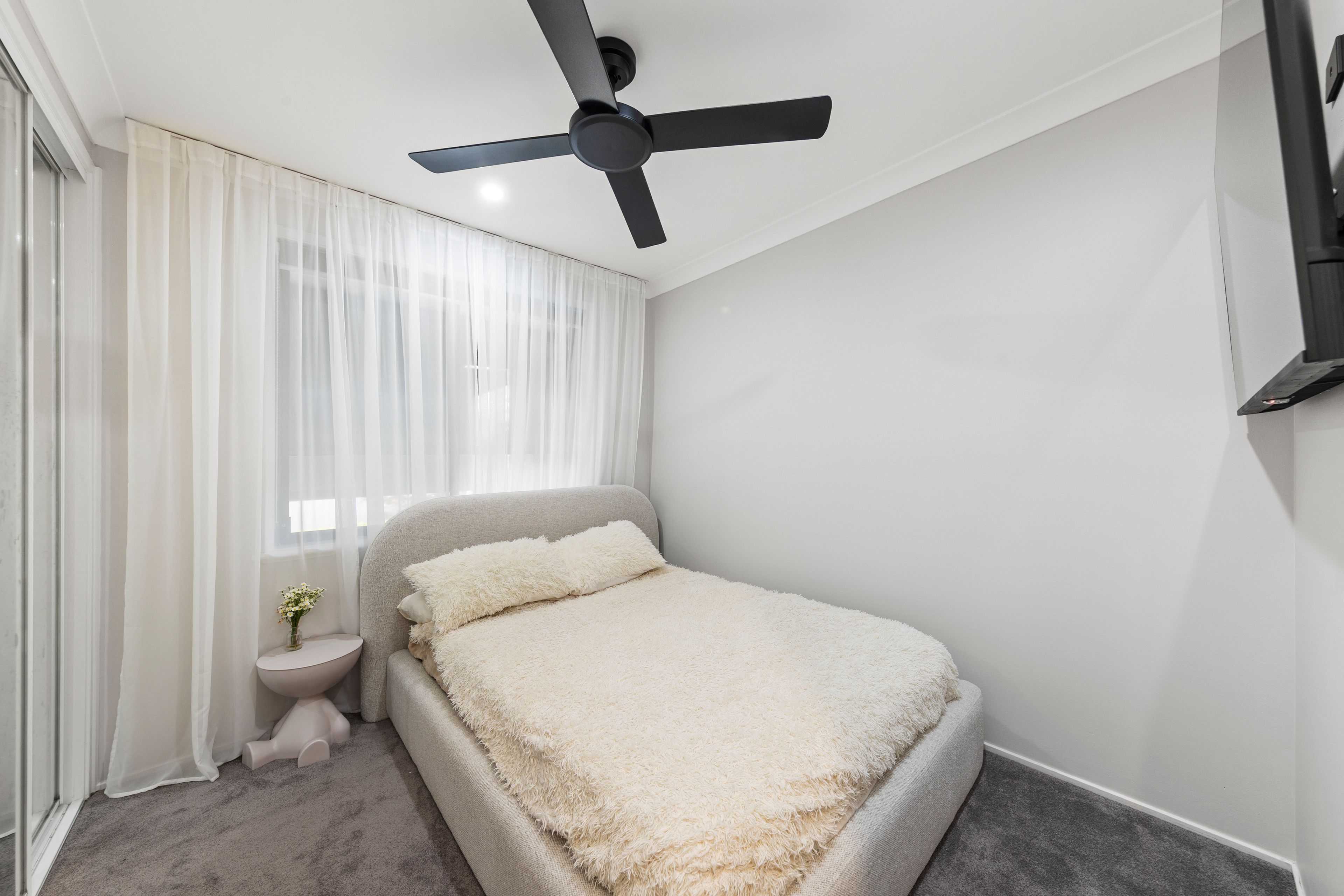 4 Hampton Way — photo 7 of 14