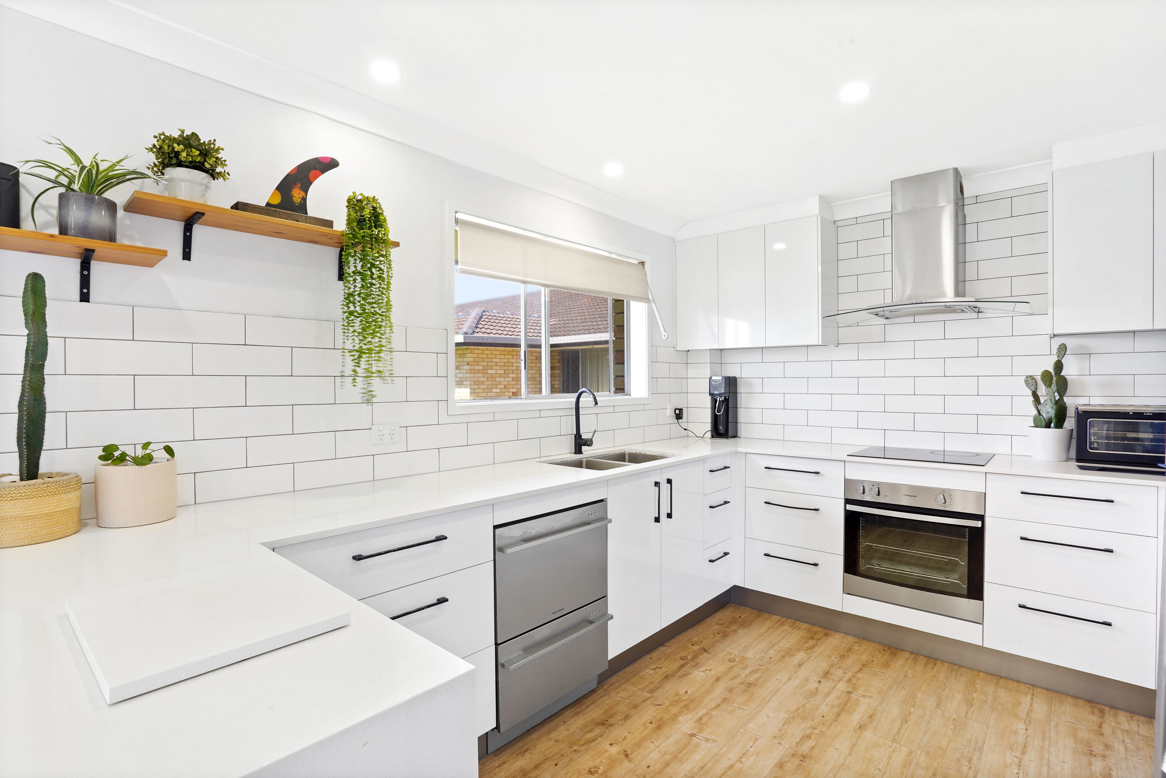 2 Nagel Avenue, Miami QLD 4220