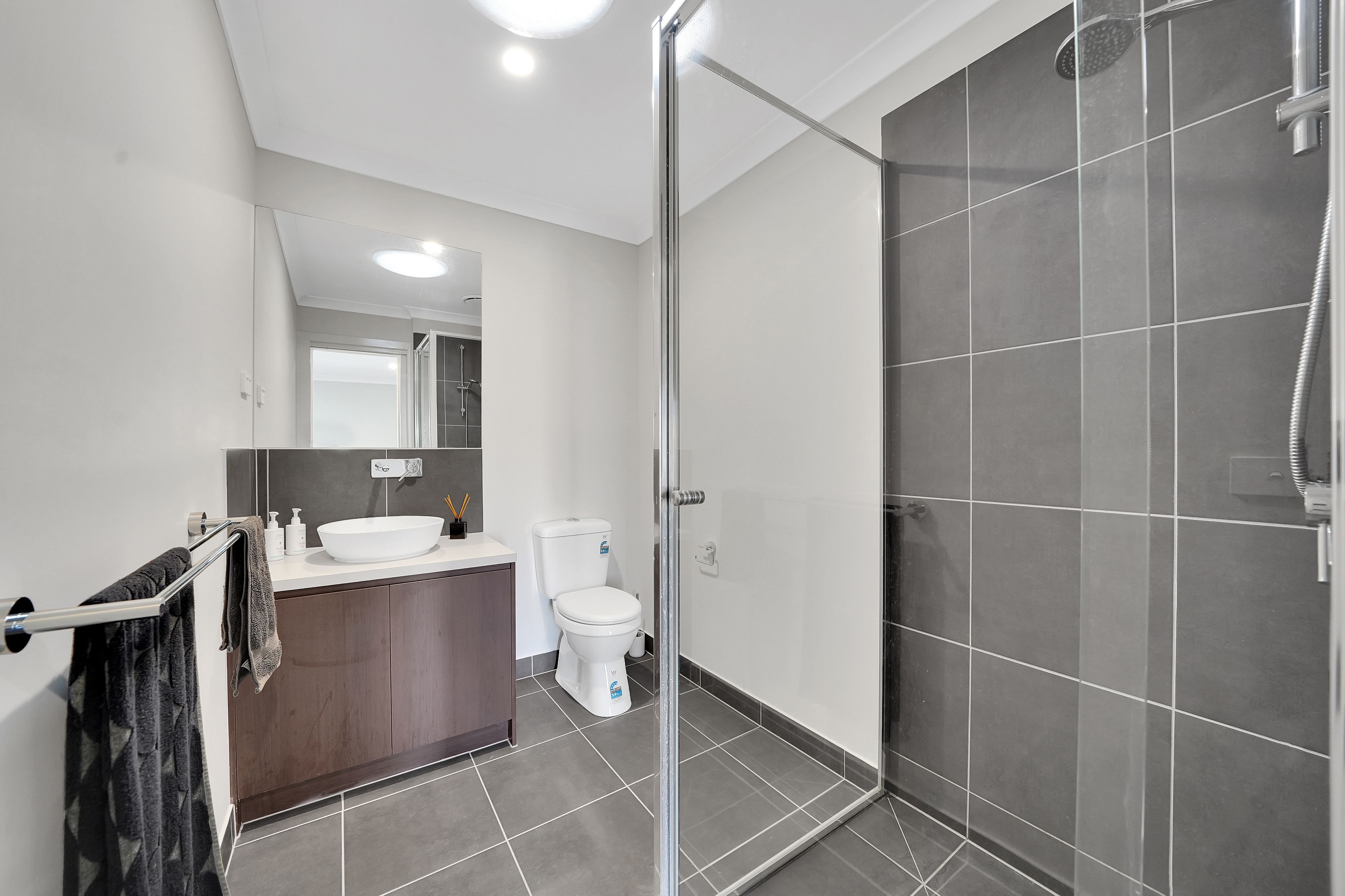 8 Samuel Road — photo 10 of 15