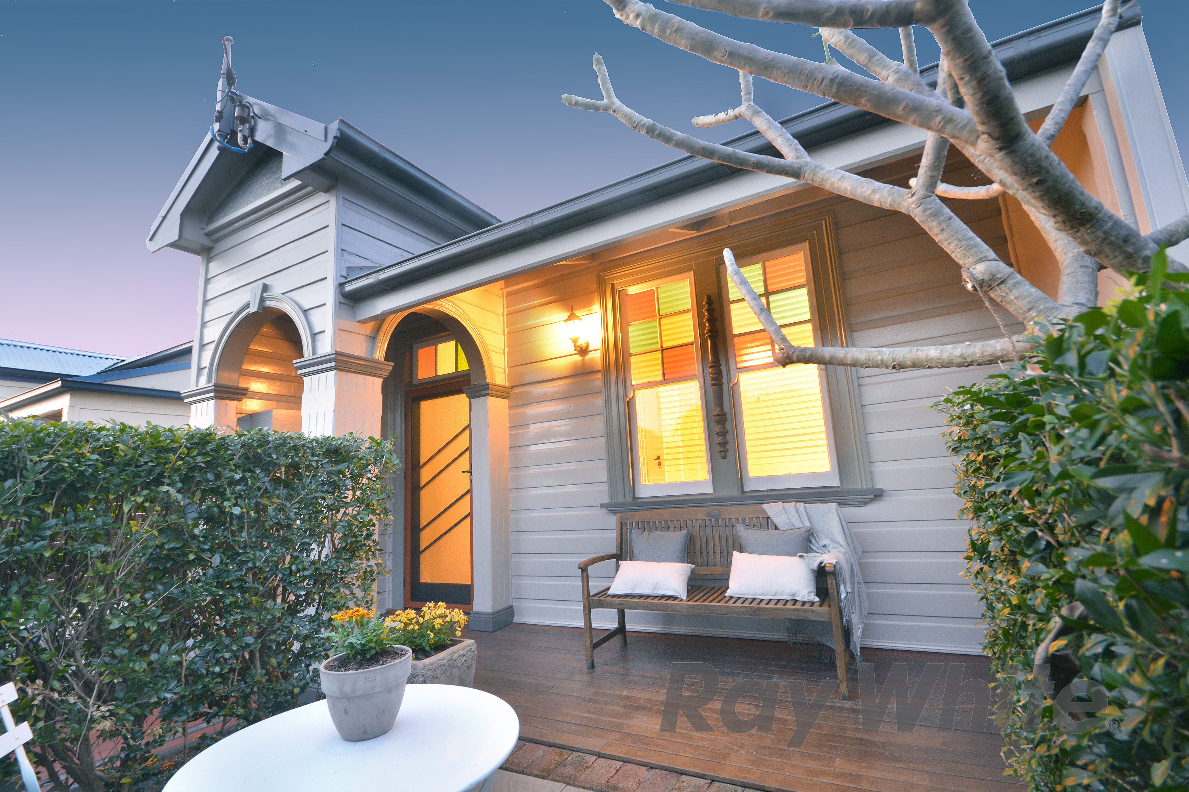180 Denison Street, Hamilton NSW 2303