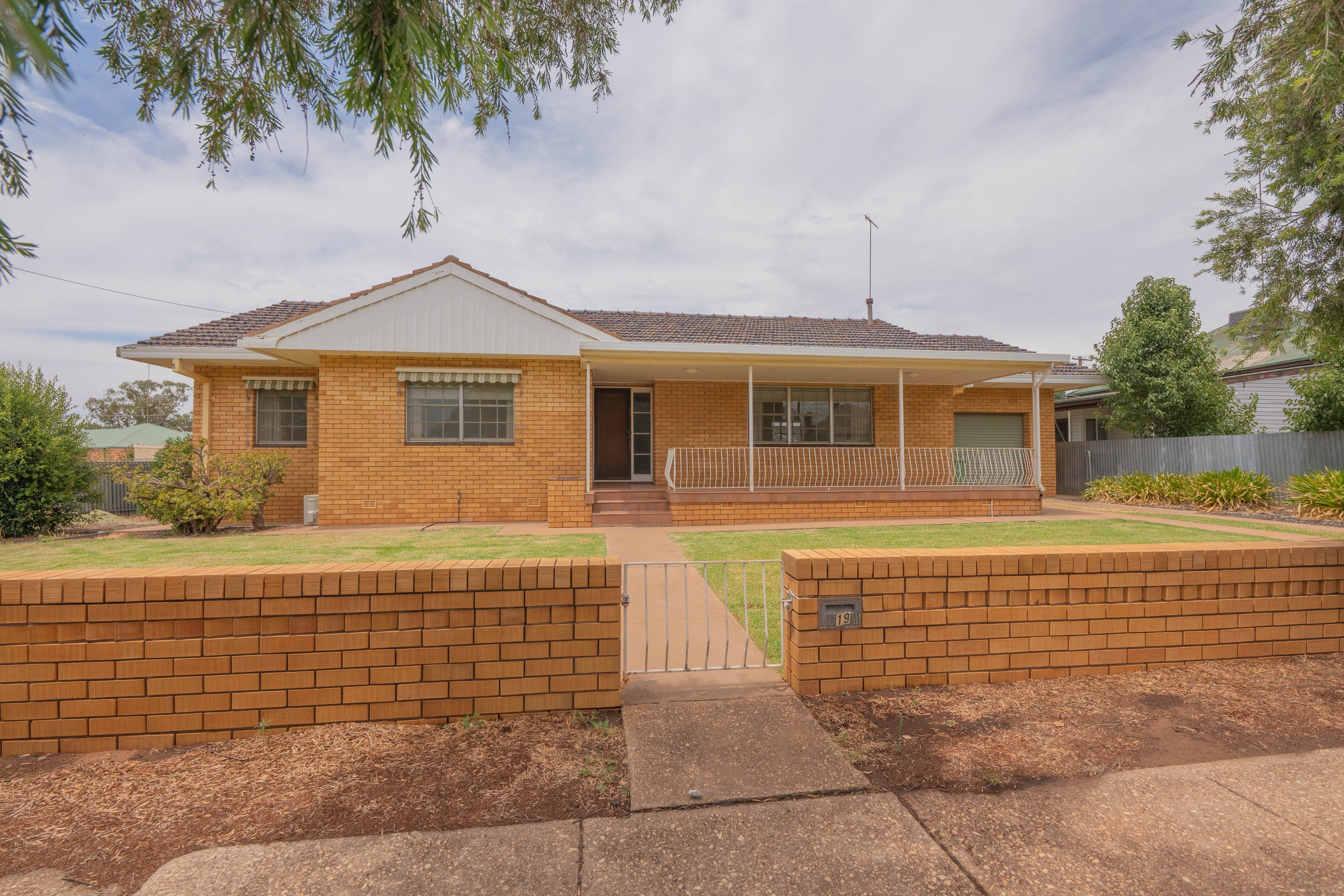 19 Golden Street, West Wyalong, NSW 2671