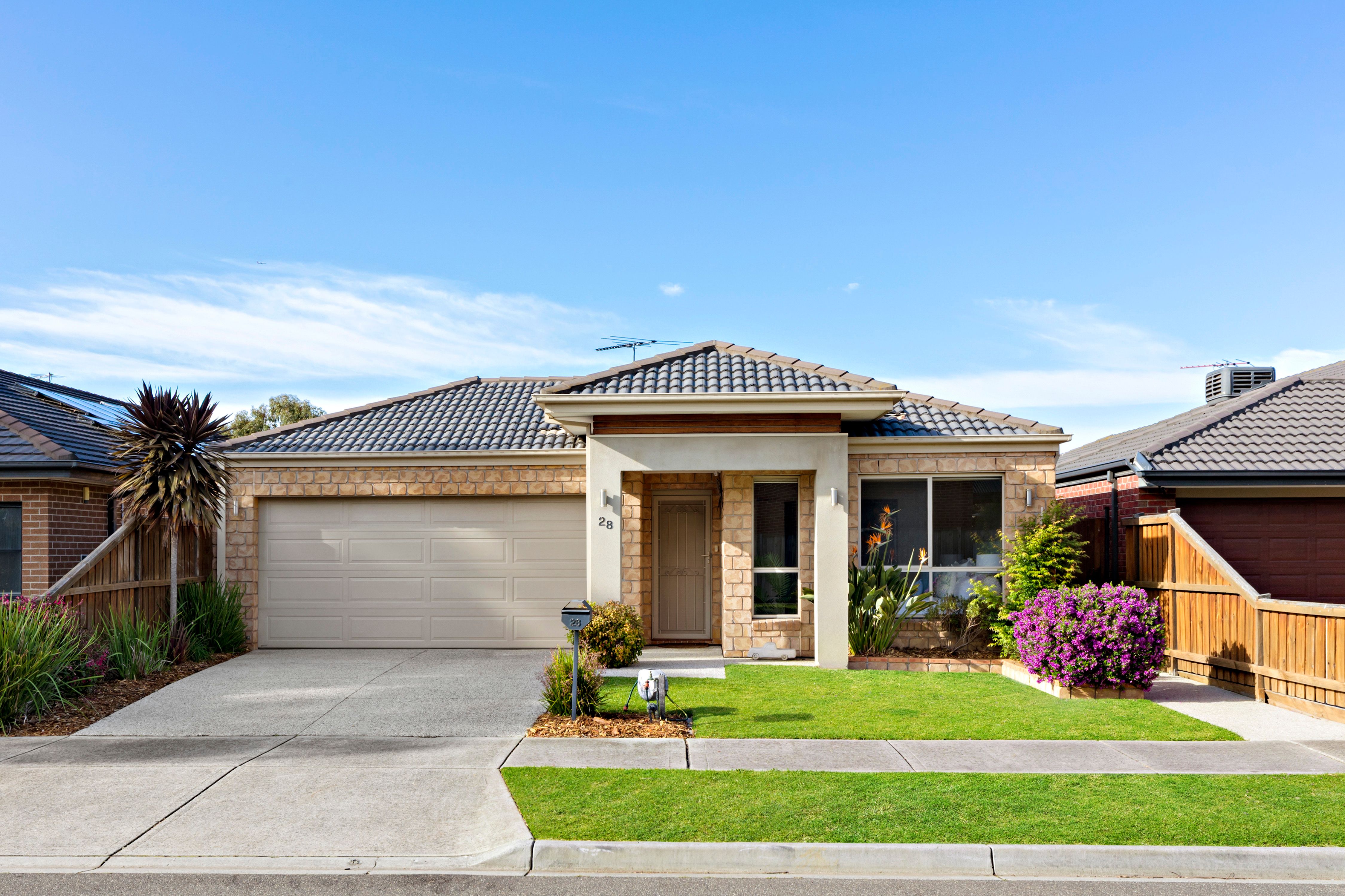 28 Horsley Crescent, Doreen VIC 3754