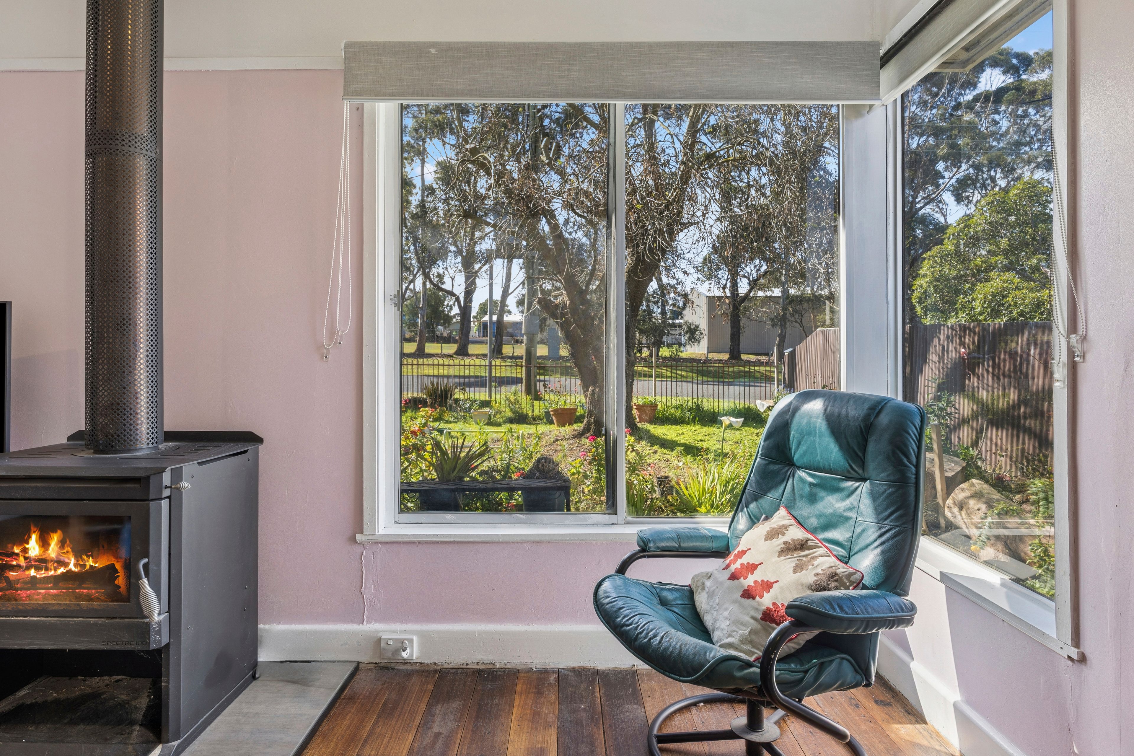 77 Oman Street — photo 4 of 15