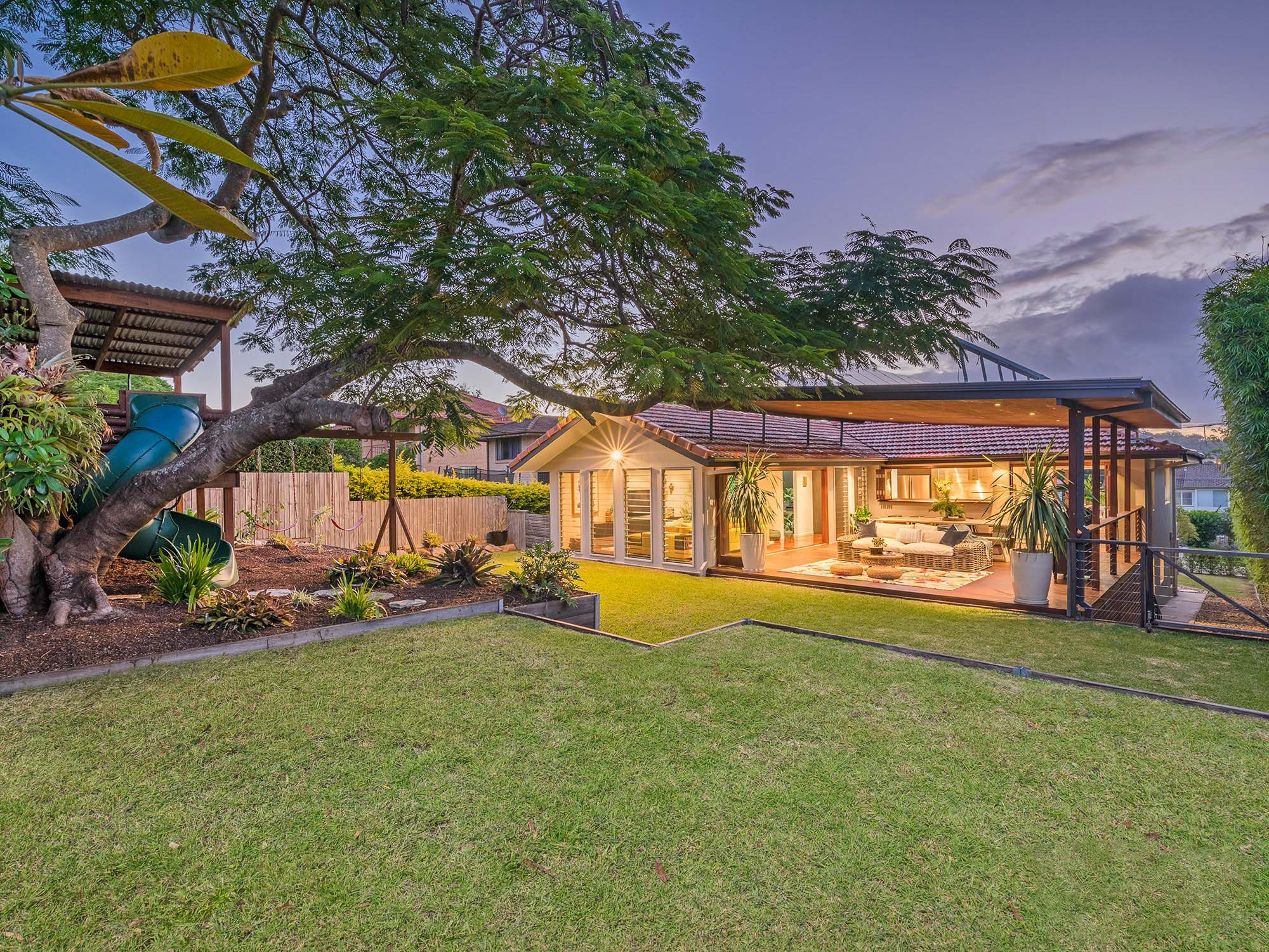 61 SPENCE Street, Mount Gravatt East, QLD 4122