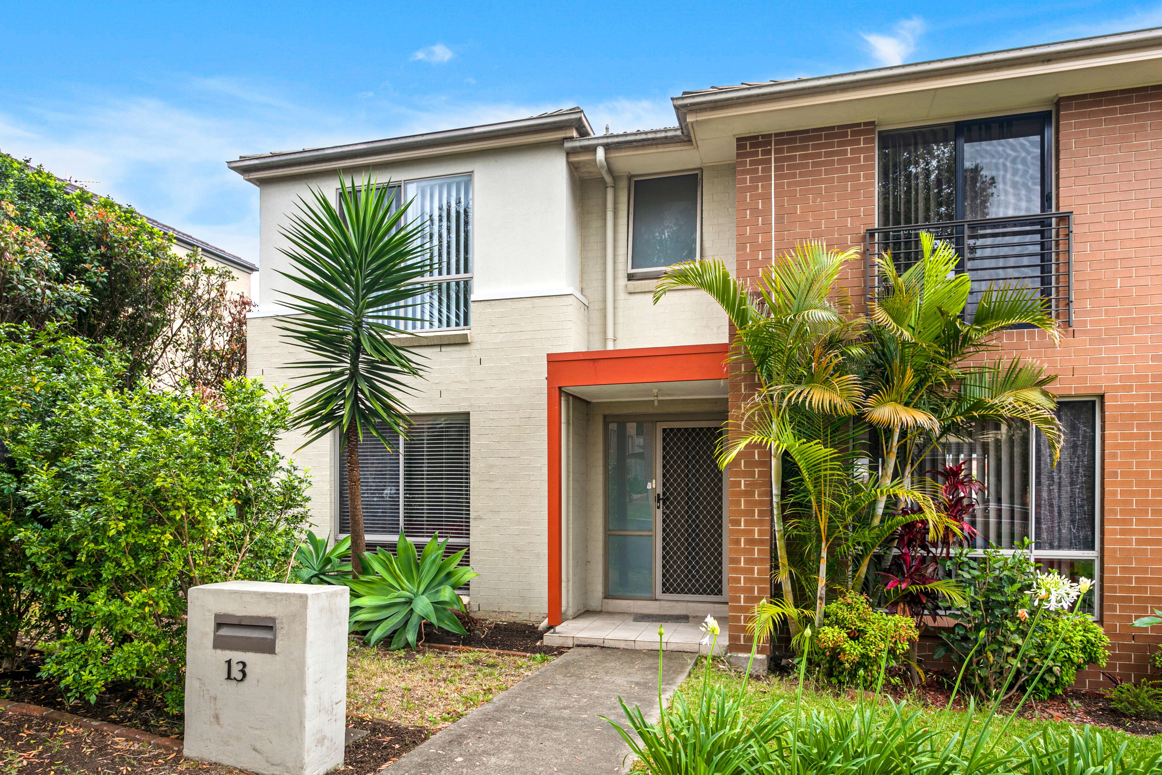 13 Lakewood Boulevard, Flinders NSW 2529