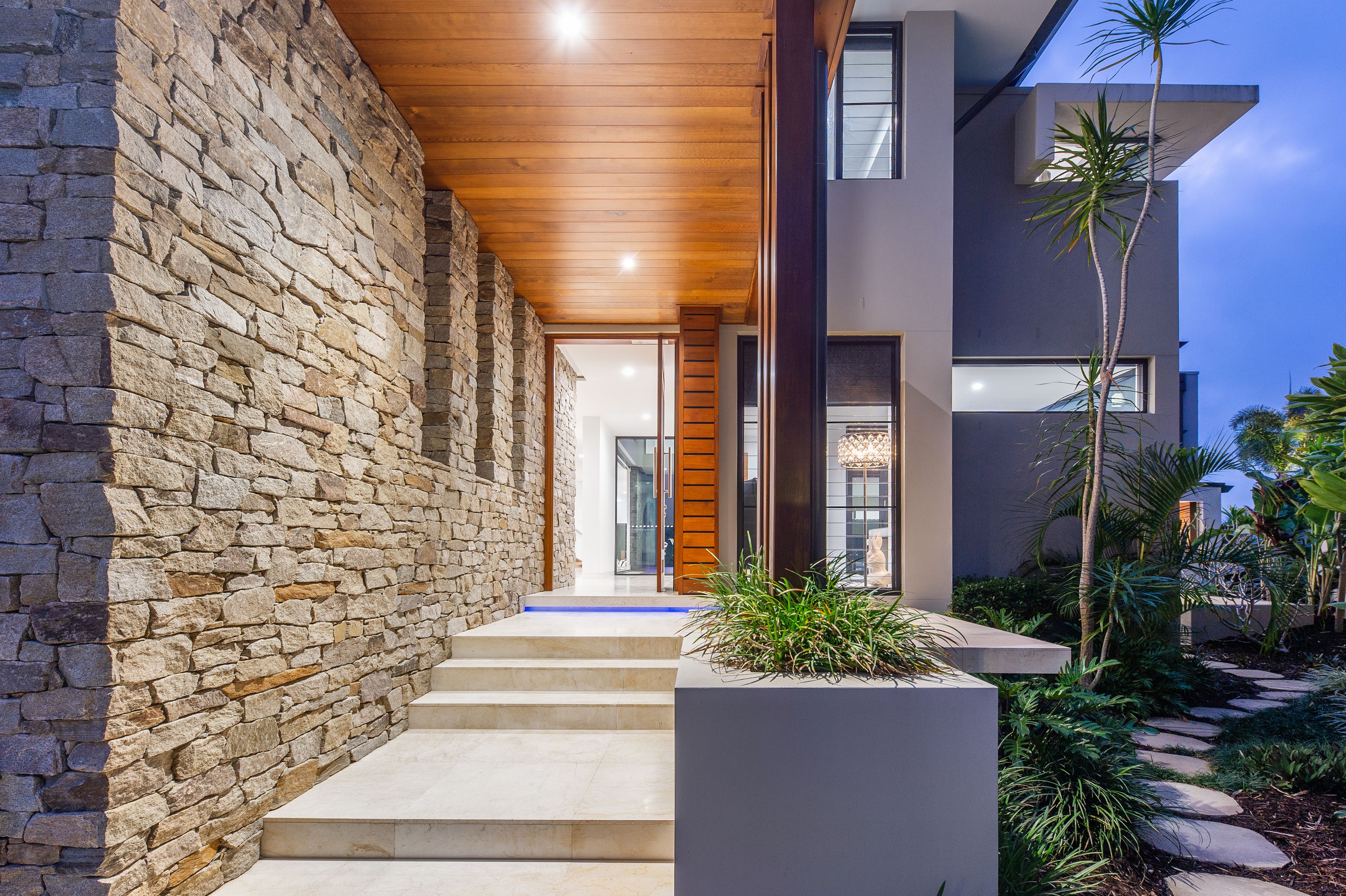 8081 Riverside Drive, Sanctuary Cove, QLD 4212