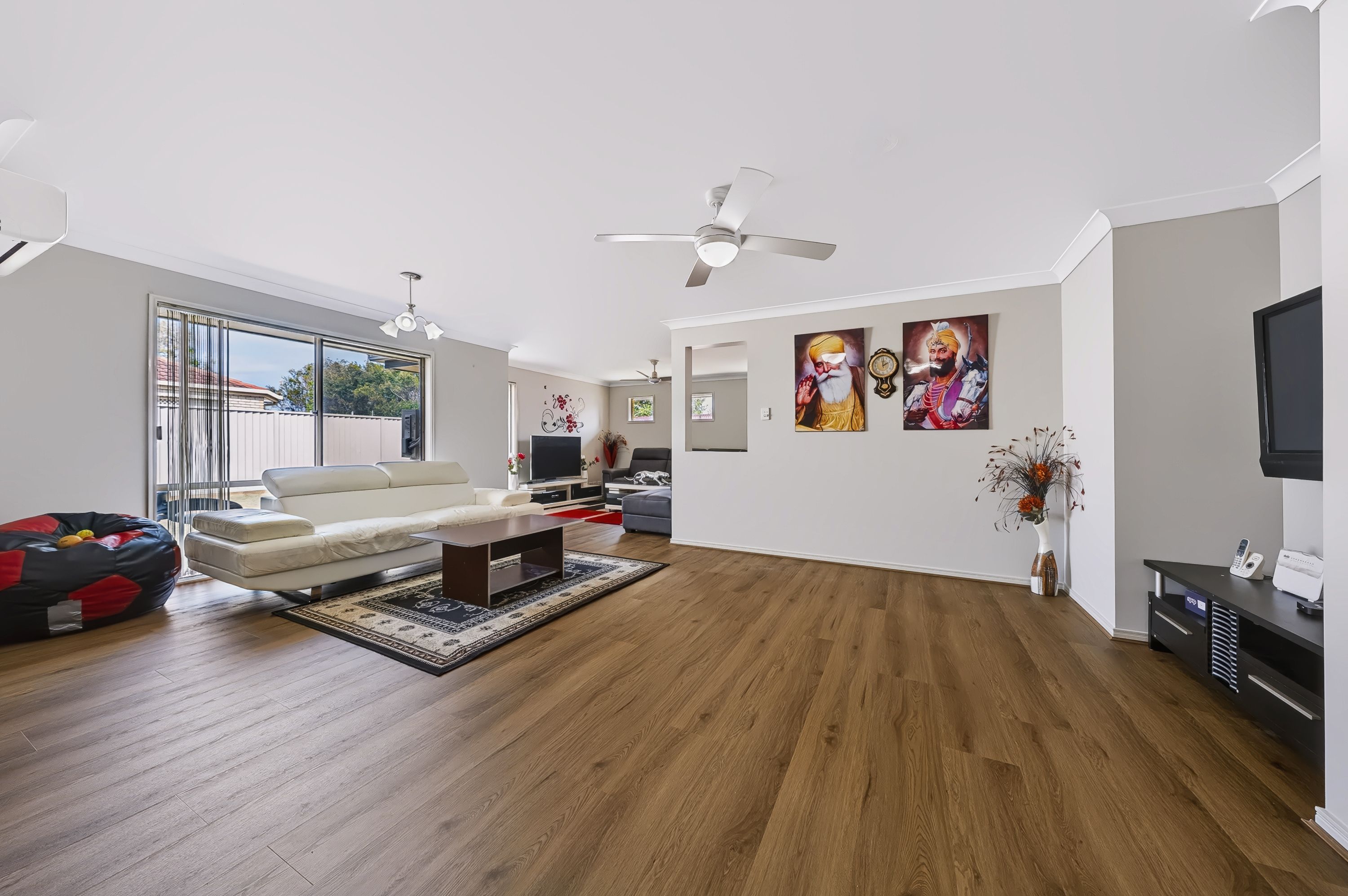 4 Whitfield Crescent — photo 9 of 24
