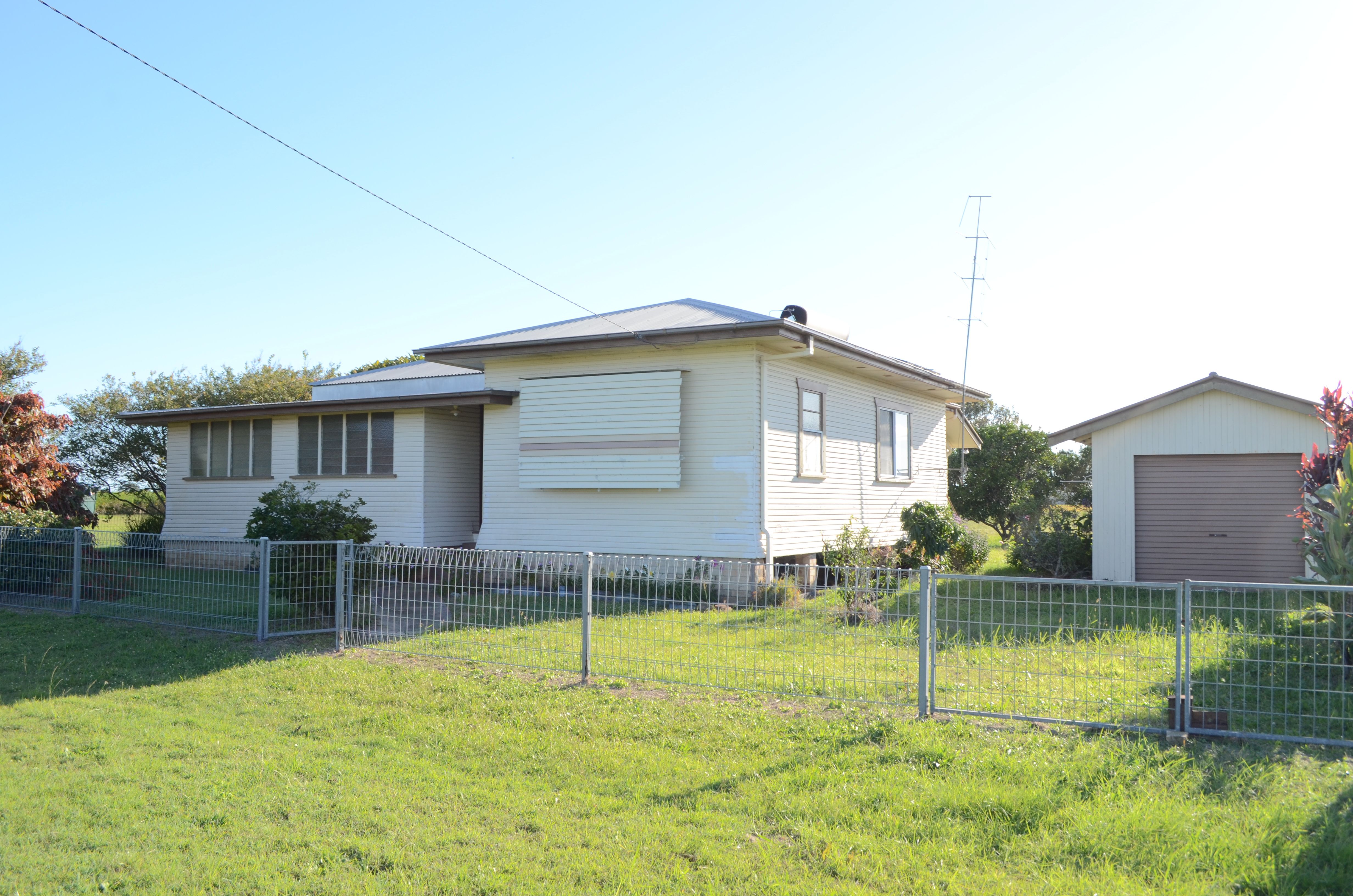 147 School Road, Palmers Island, NSW 2463