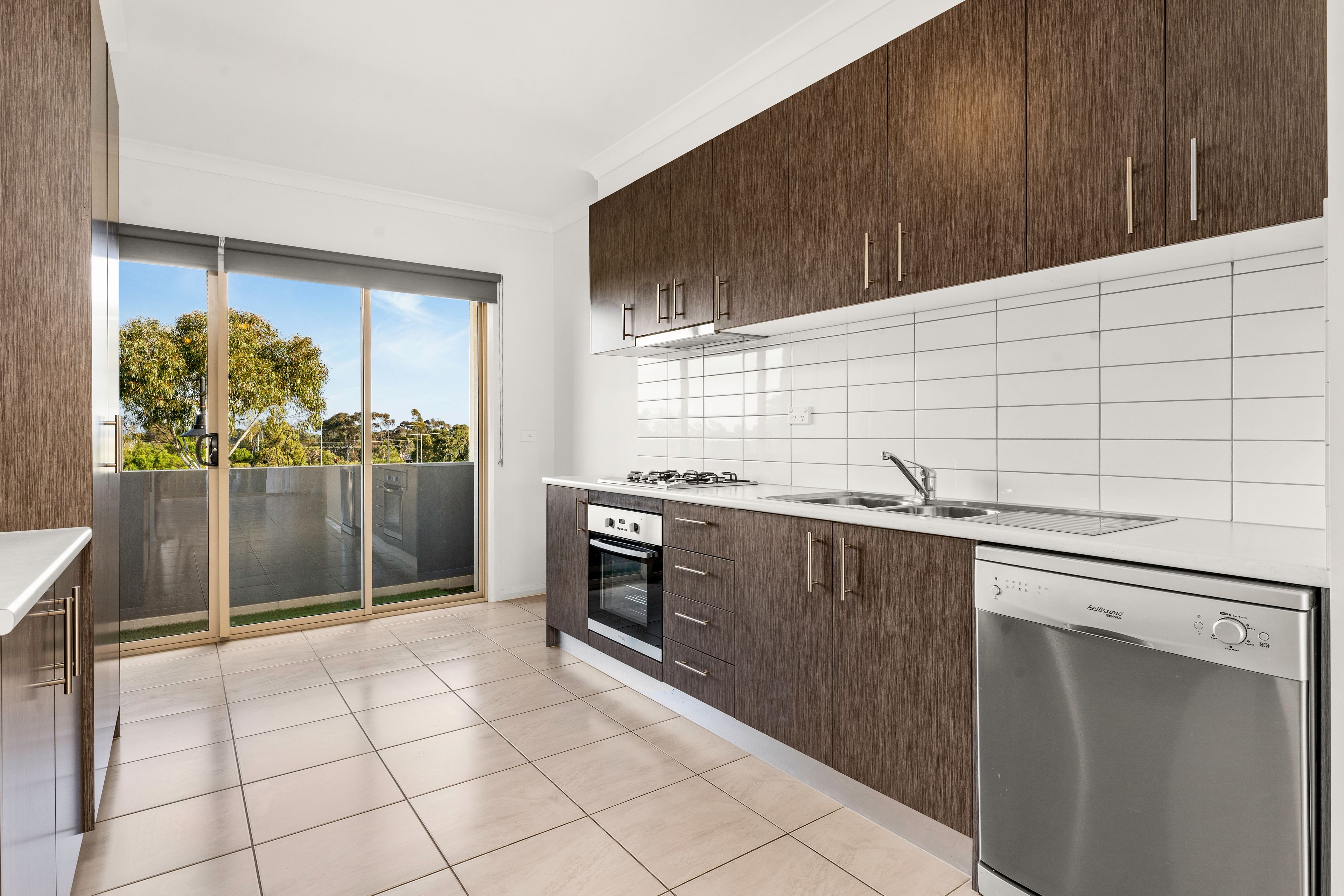 8 Annecy Lane, Pakenham, VIC 3810