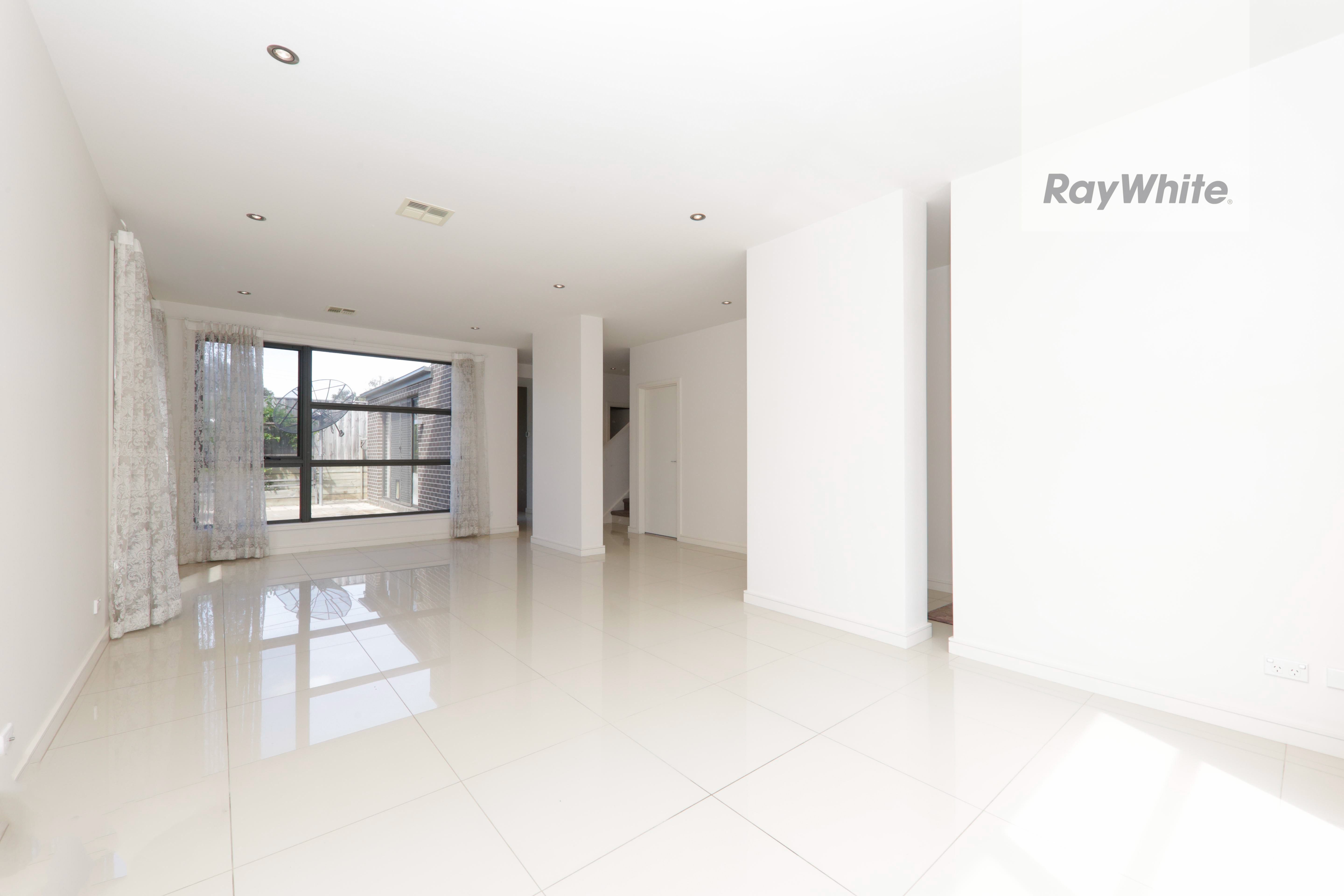 38 Dresden Drive, Waterways, VIC 3195