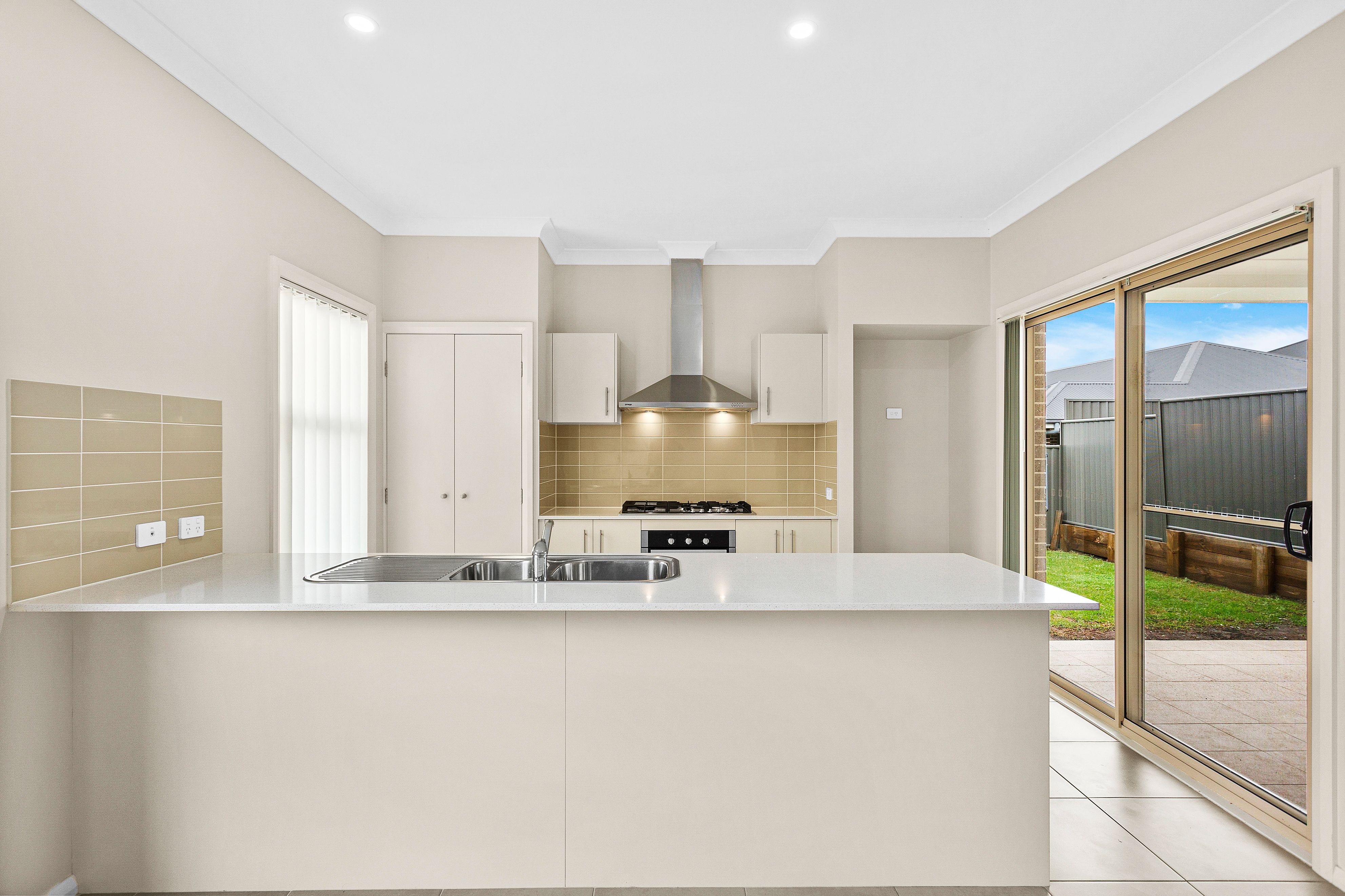14 Mountain Ash Street, Calderwood, NSW 2527