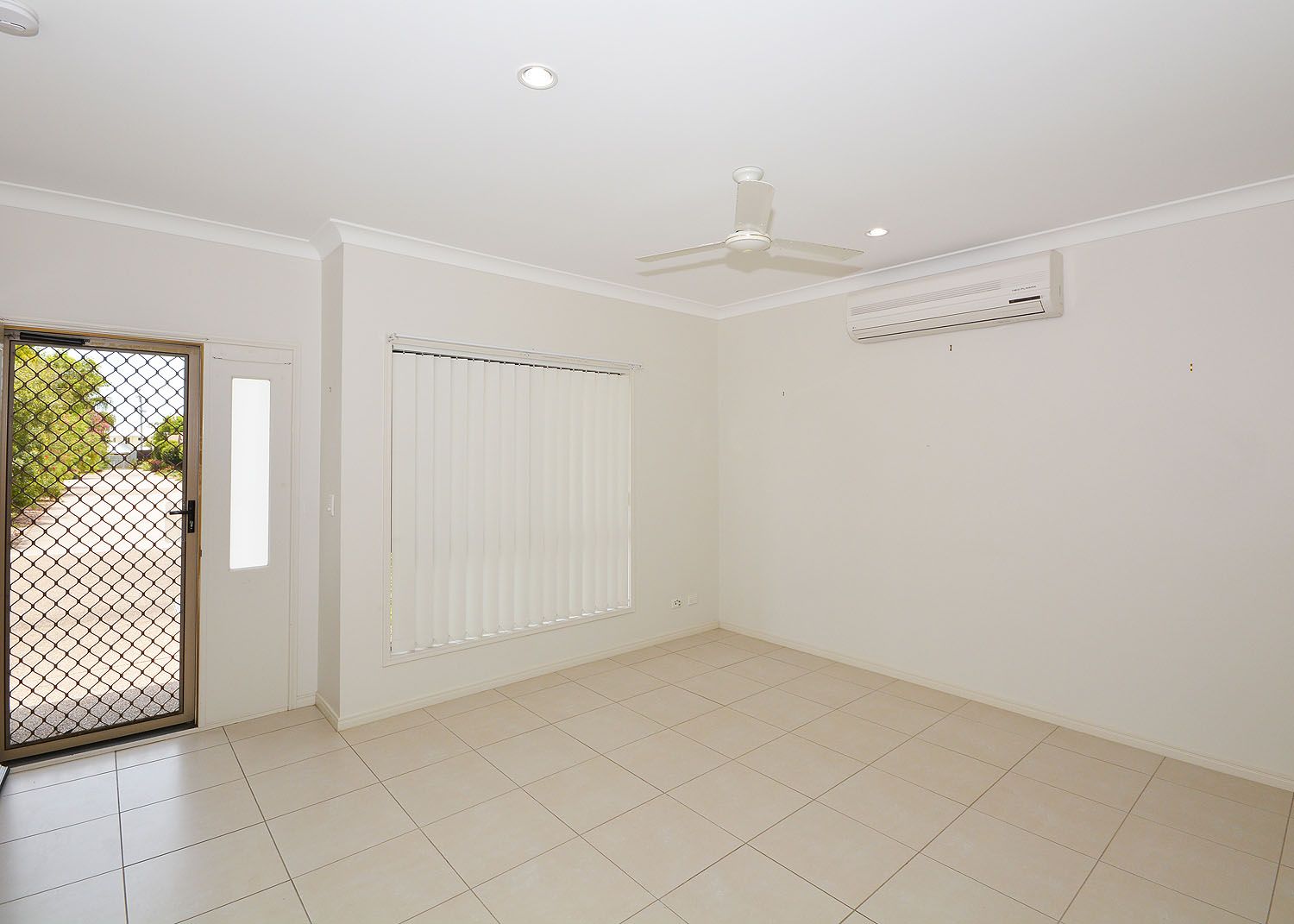 12/142-146 Elizabeth Street, Urangan, QLD 4655