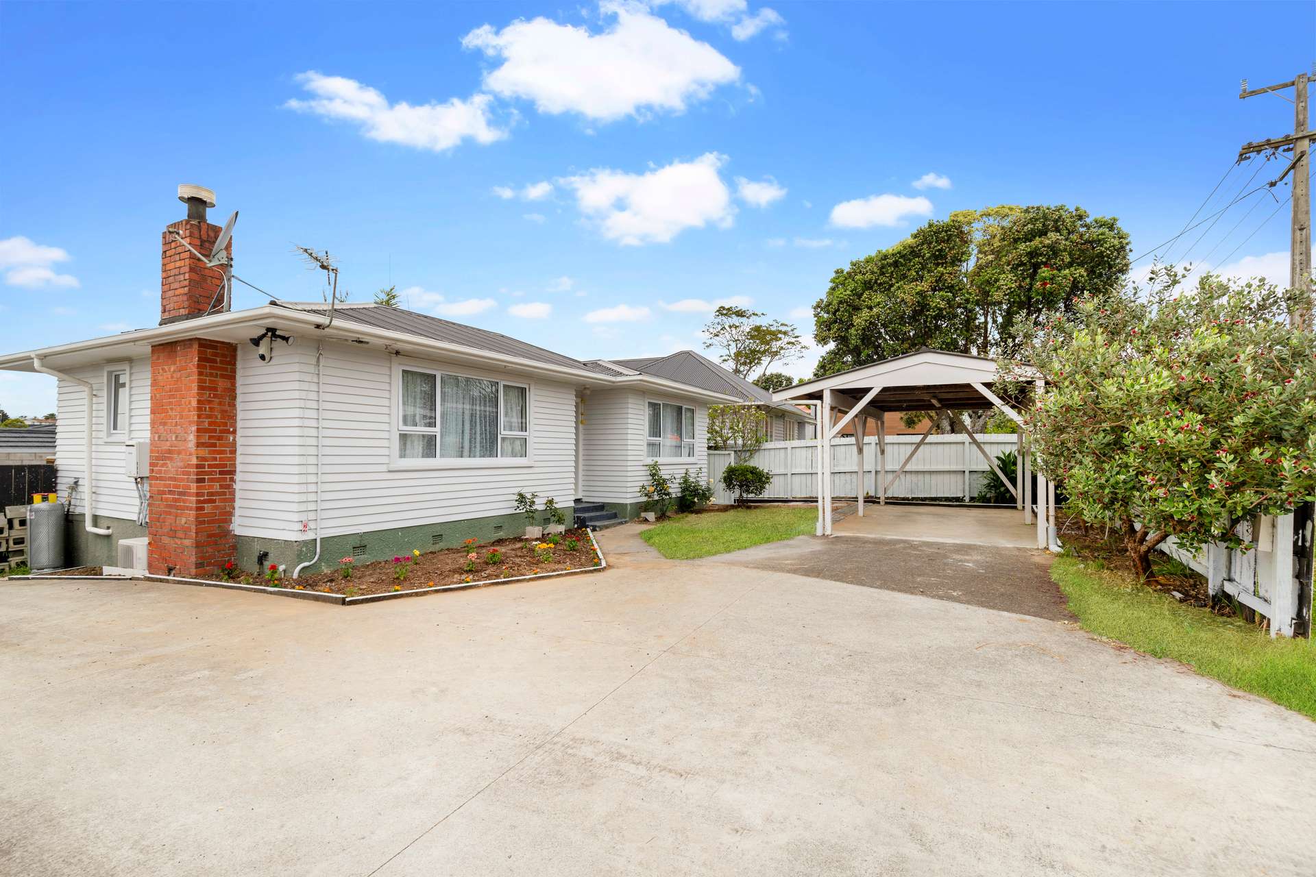 74 Awaroa Road photo 0