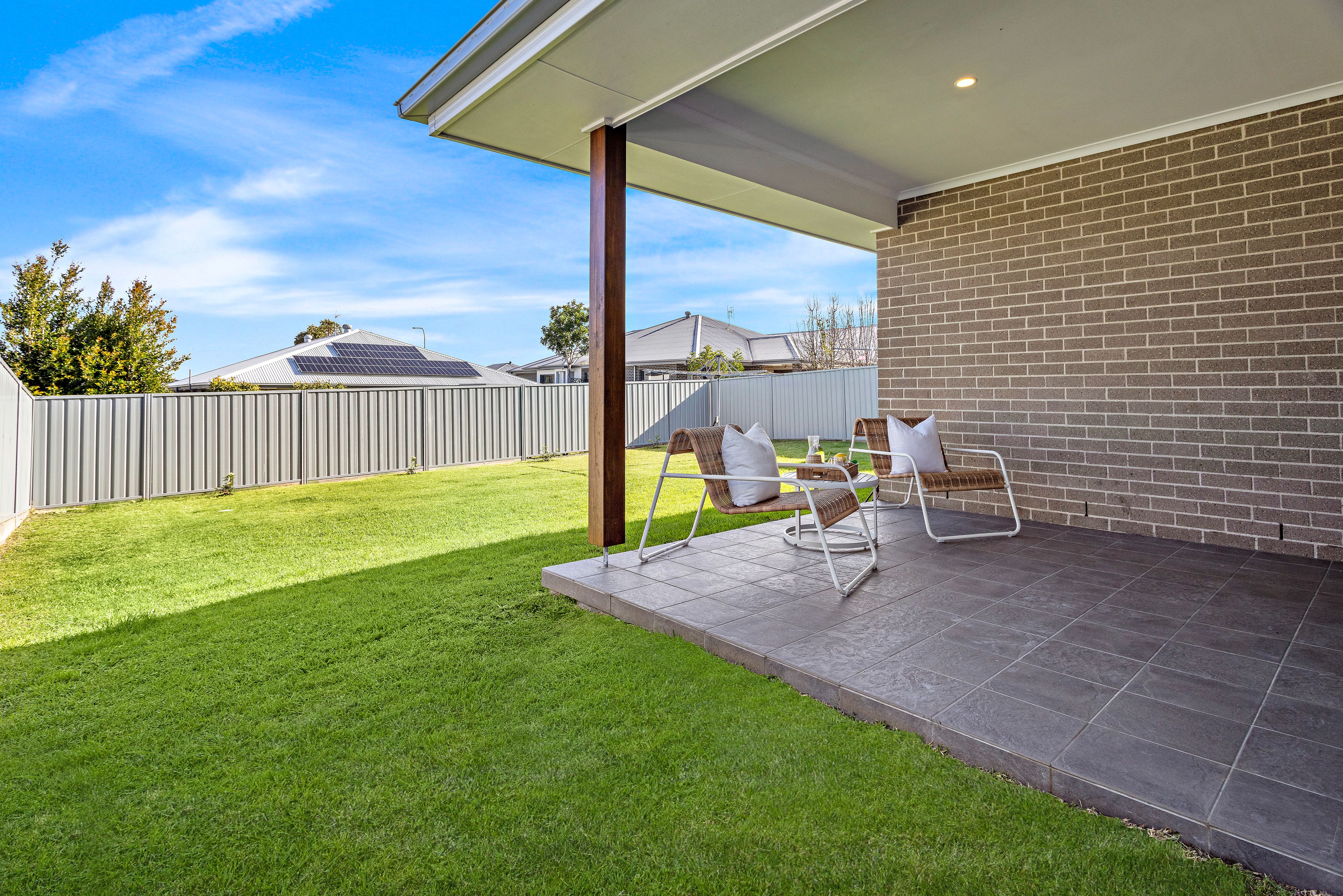 102 Caladenia Crescent — photo 16 of 20