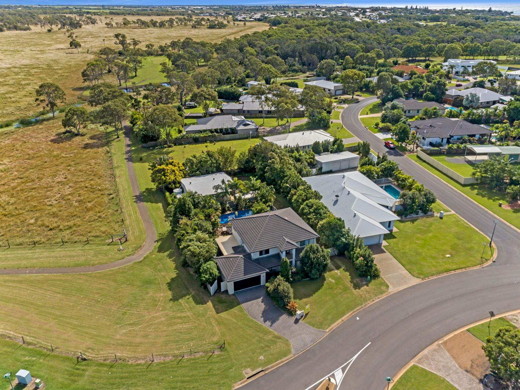 74 Bisdee Street, Coral Cove, QLD 4670