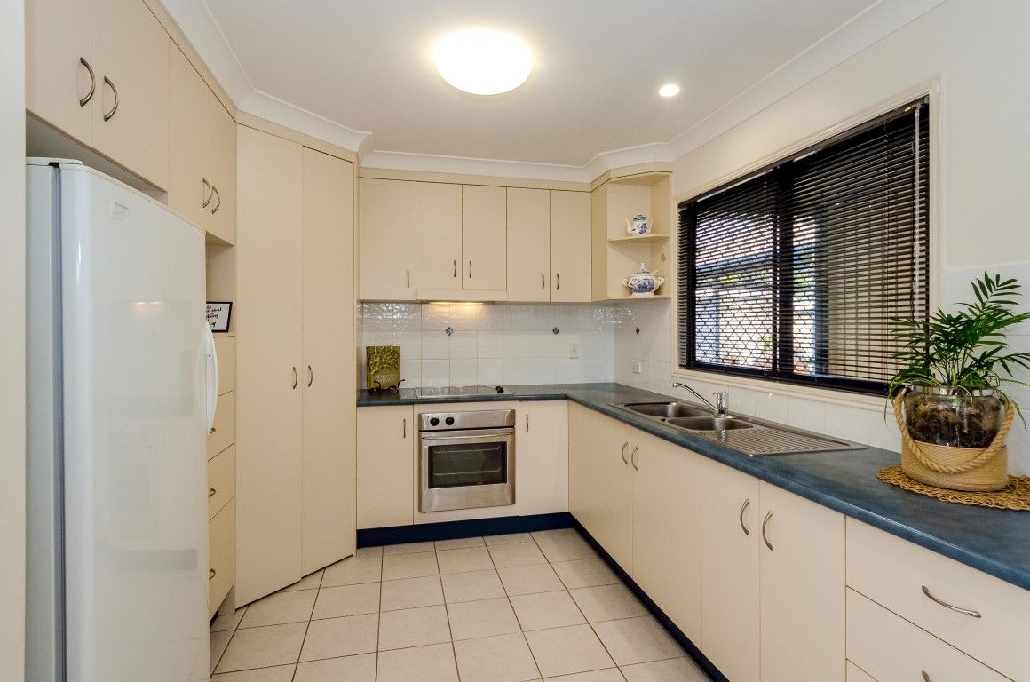 6 Wandoo Street, Kin Kora, QLD 4680