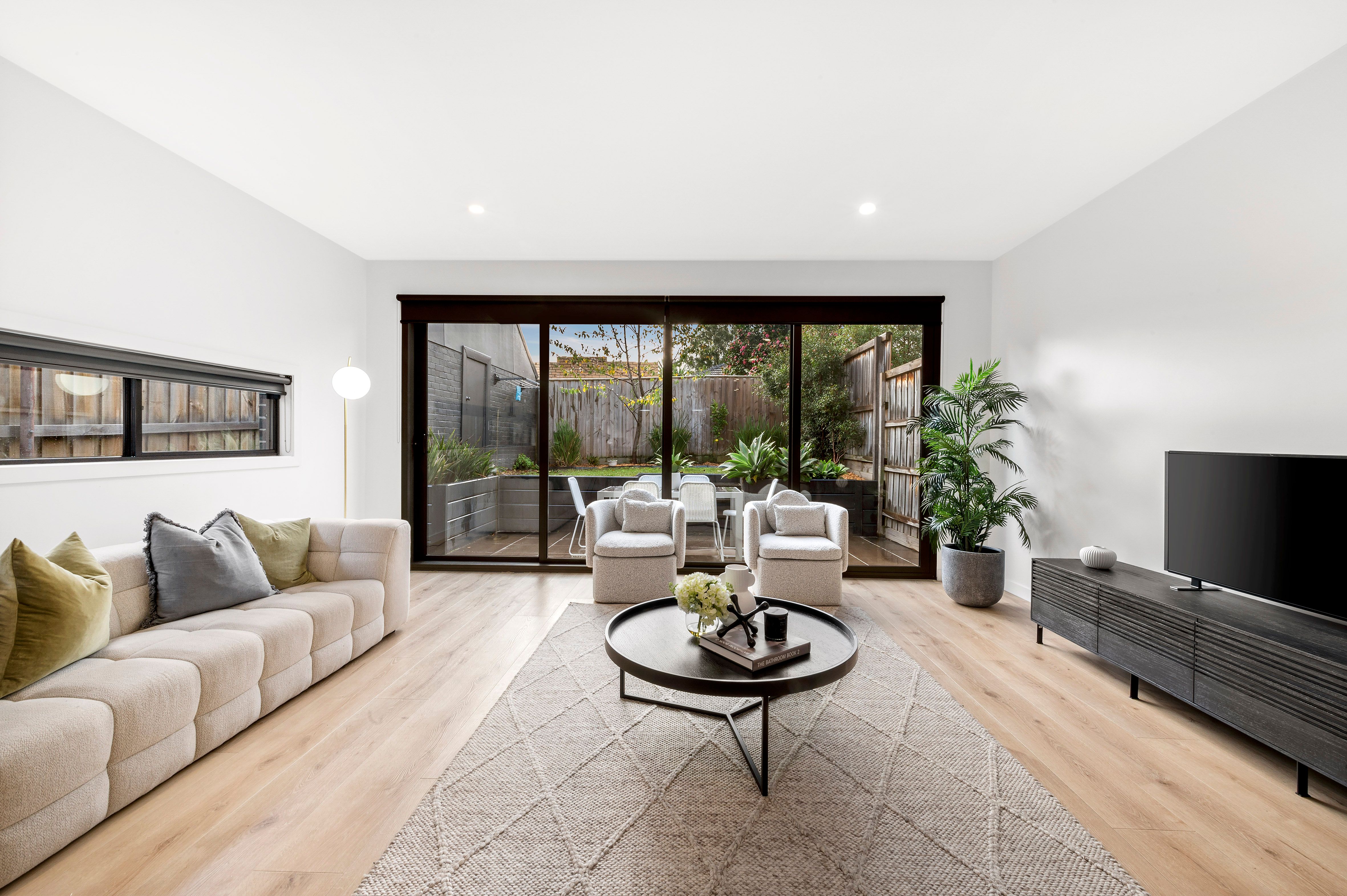 15A Clarendon Avenue, Oakleigh South, VIC 3167
