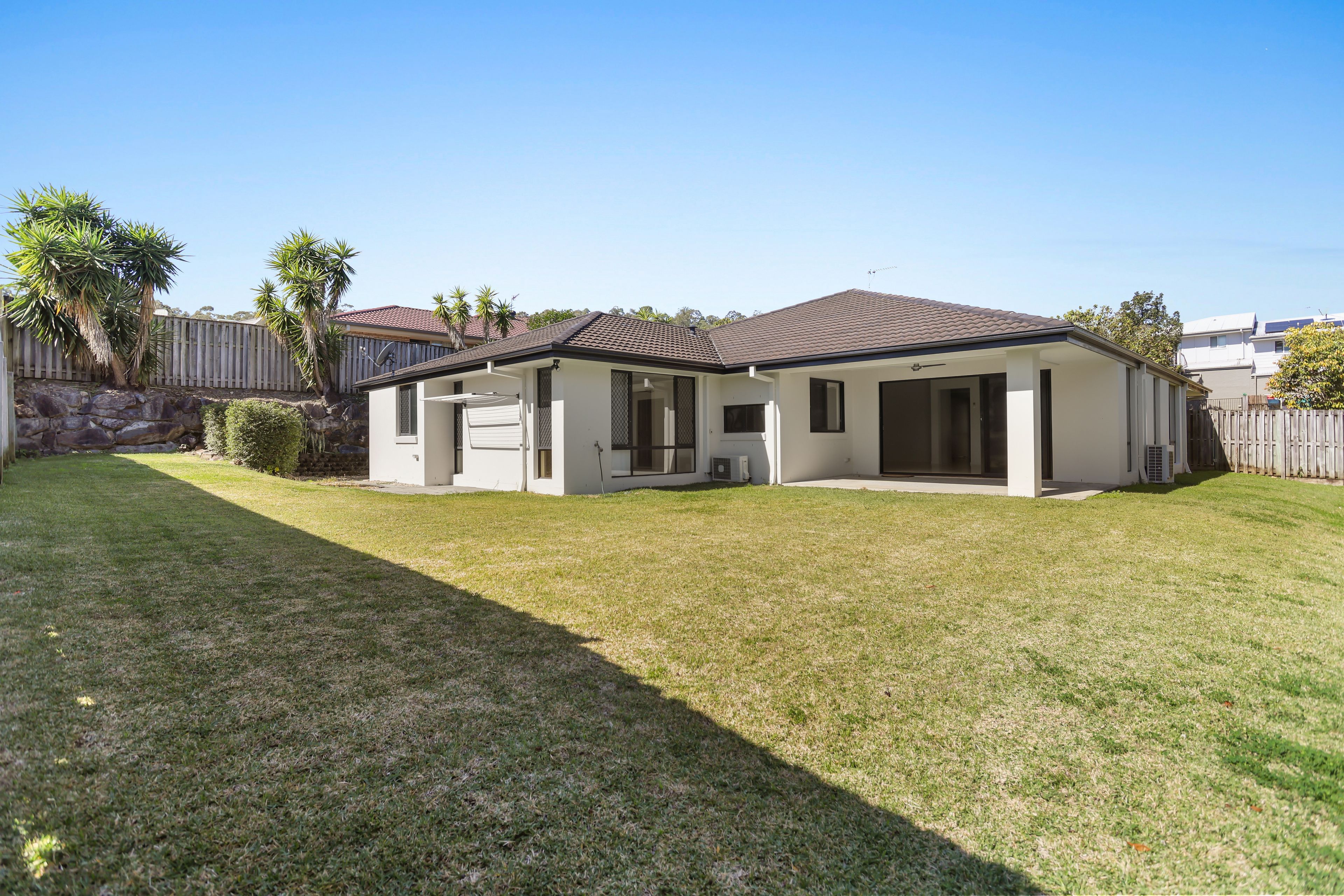18 Gerard Street, Pacific Pines, QLD 4211