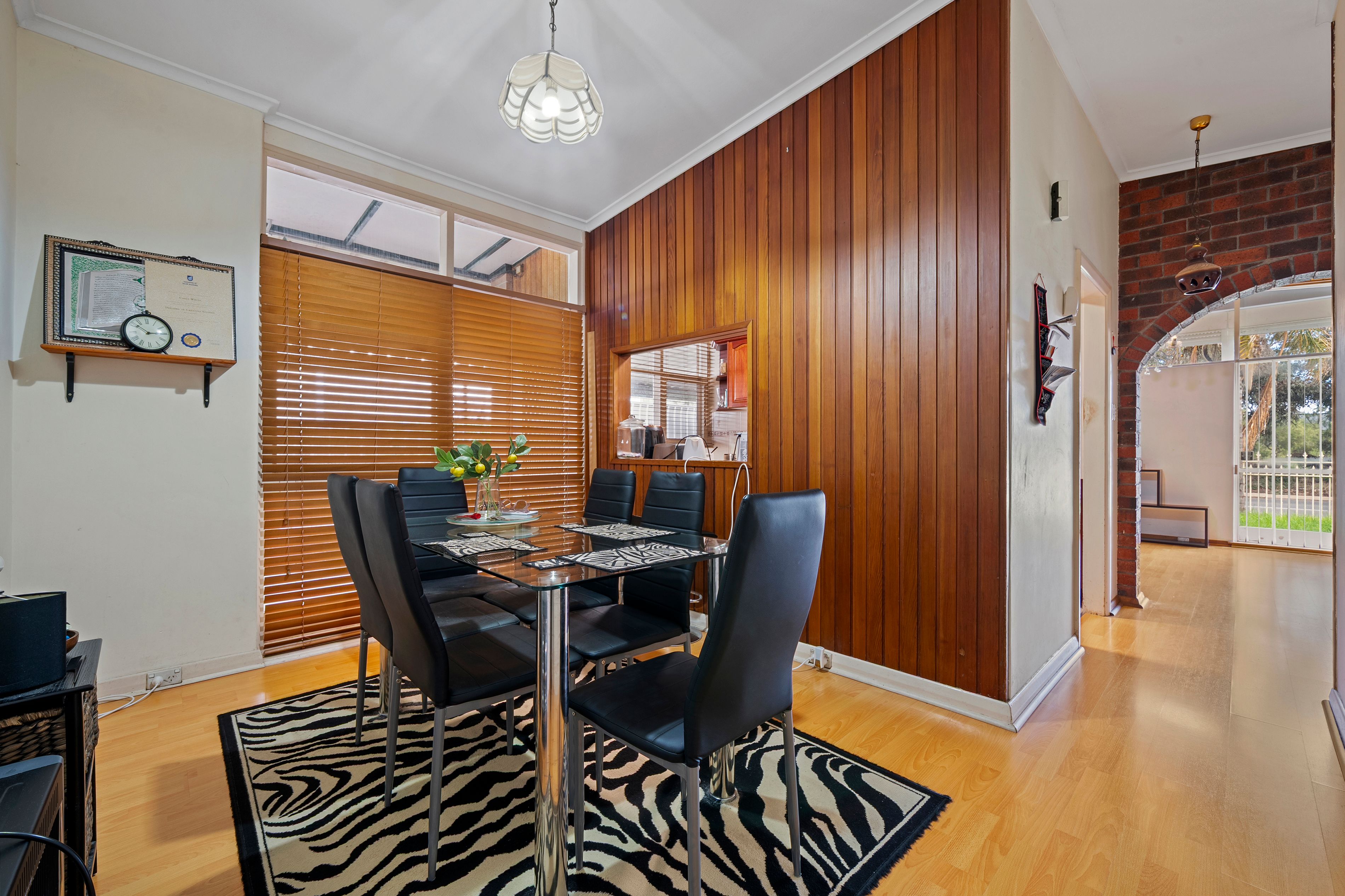 19 Ryans Road — photo 5 of 11