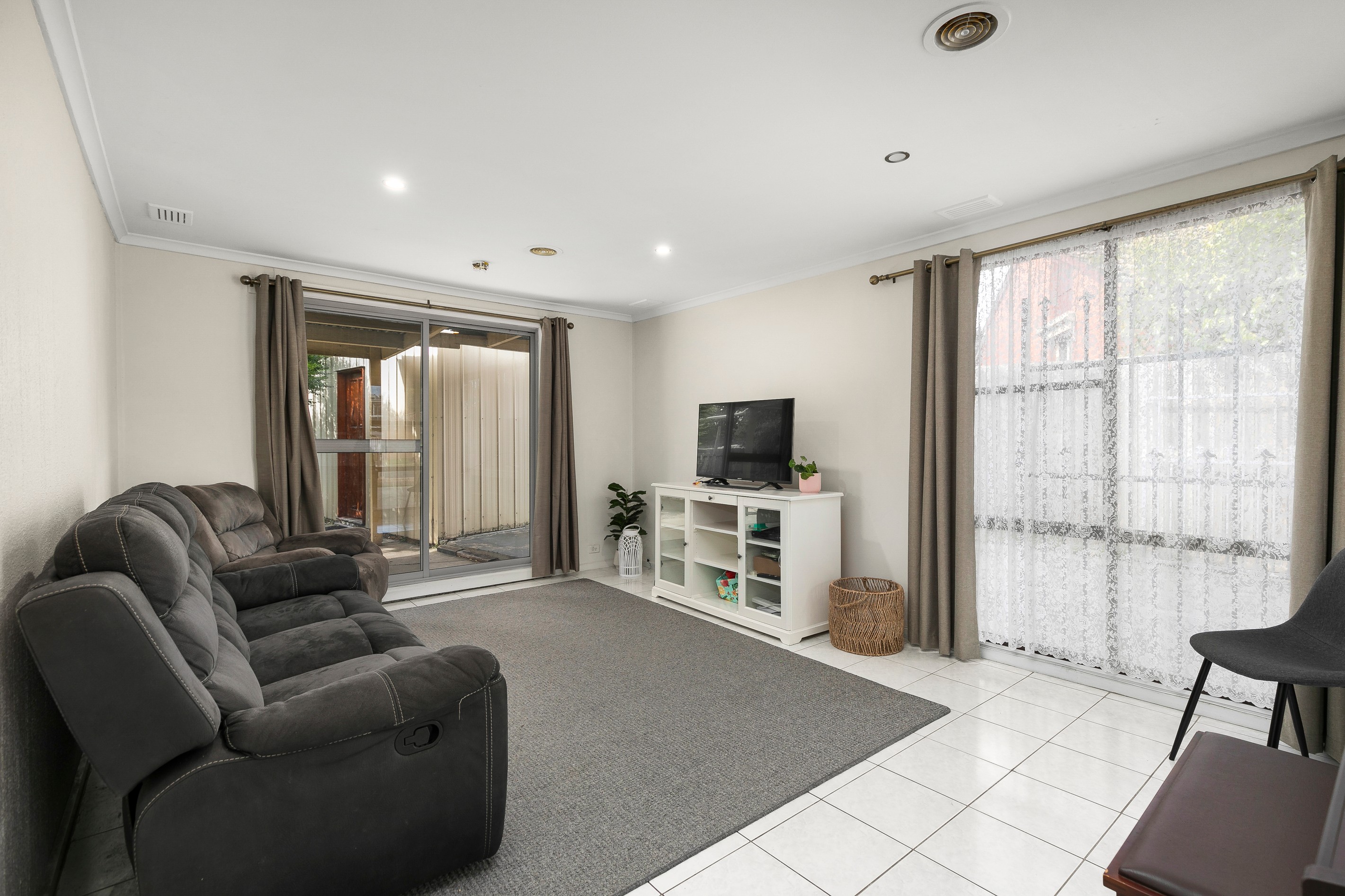 26 Ventnor Crescent, Coolaroo, VIC 3048