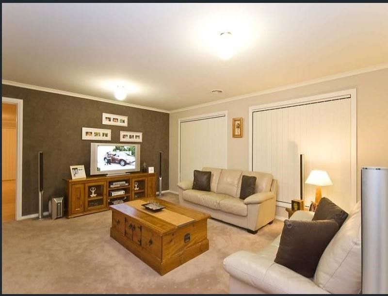 5 Chindwin Place, Roxburgh Park, VIC 3064