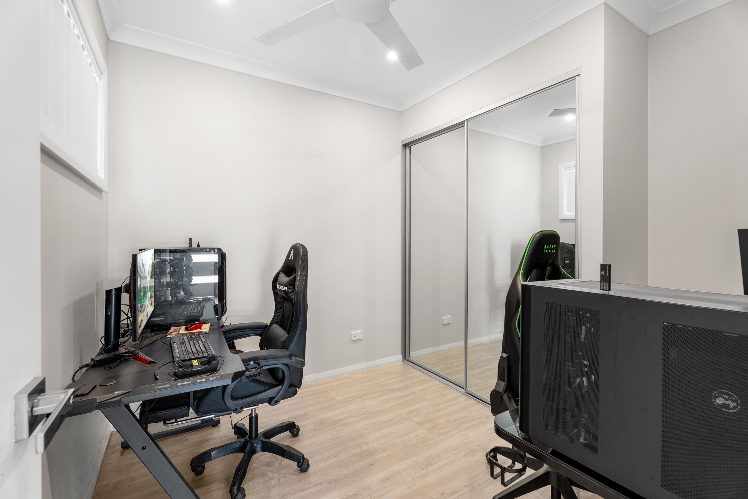 114 & 114a Hindmarsh Street, Cranebrook, NSW