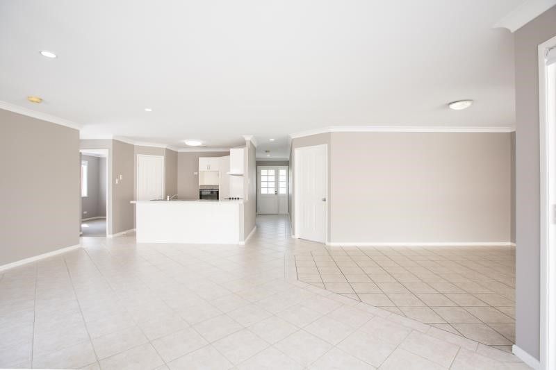 3 Dylan Street, Arundel, QLD 4214