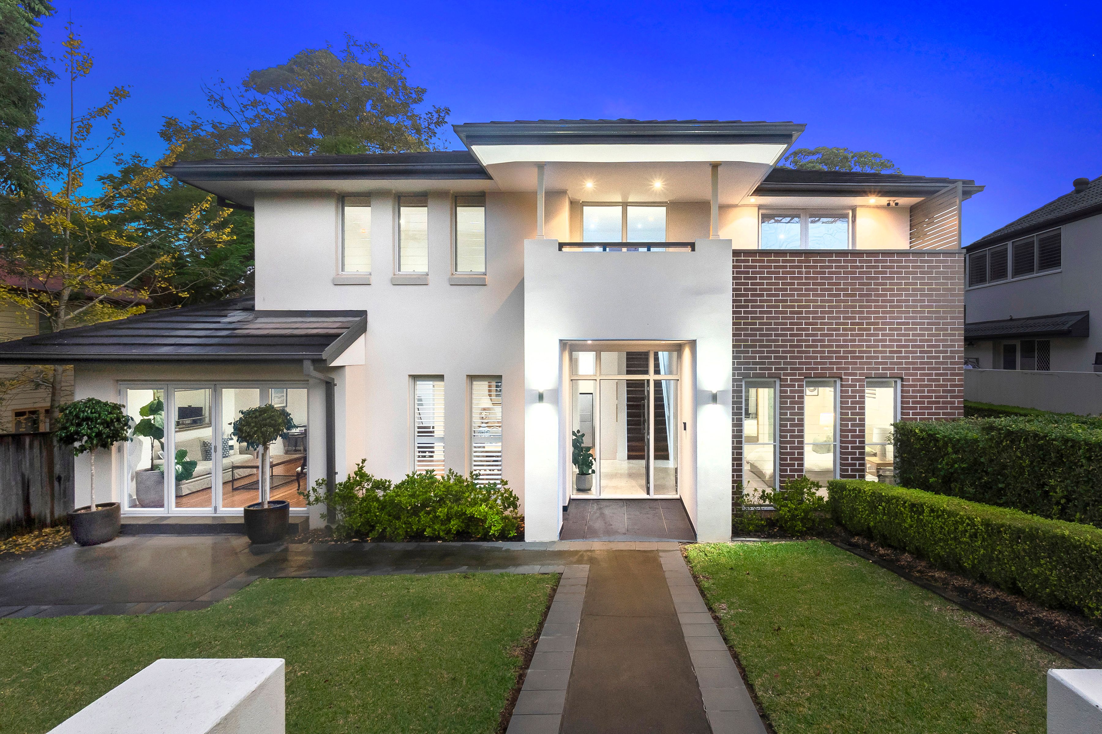 33 Murdoch Street — photo from Ray White Upper North Shore