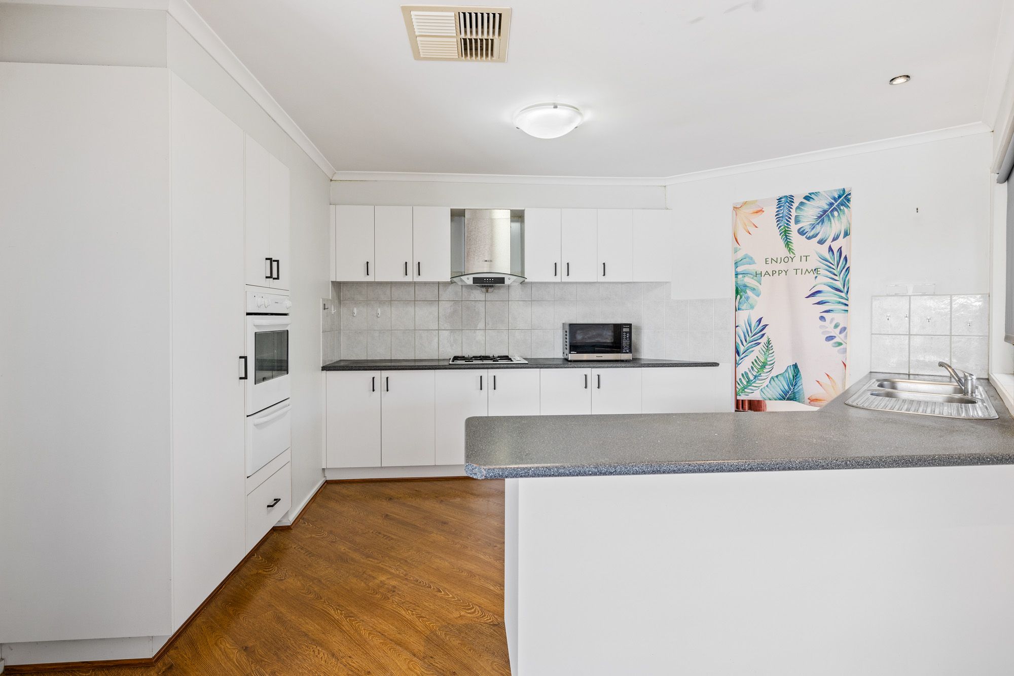 10 Macrobertson Way, Hoppers Crossing, VIC 3029