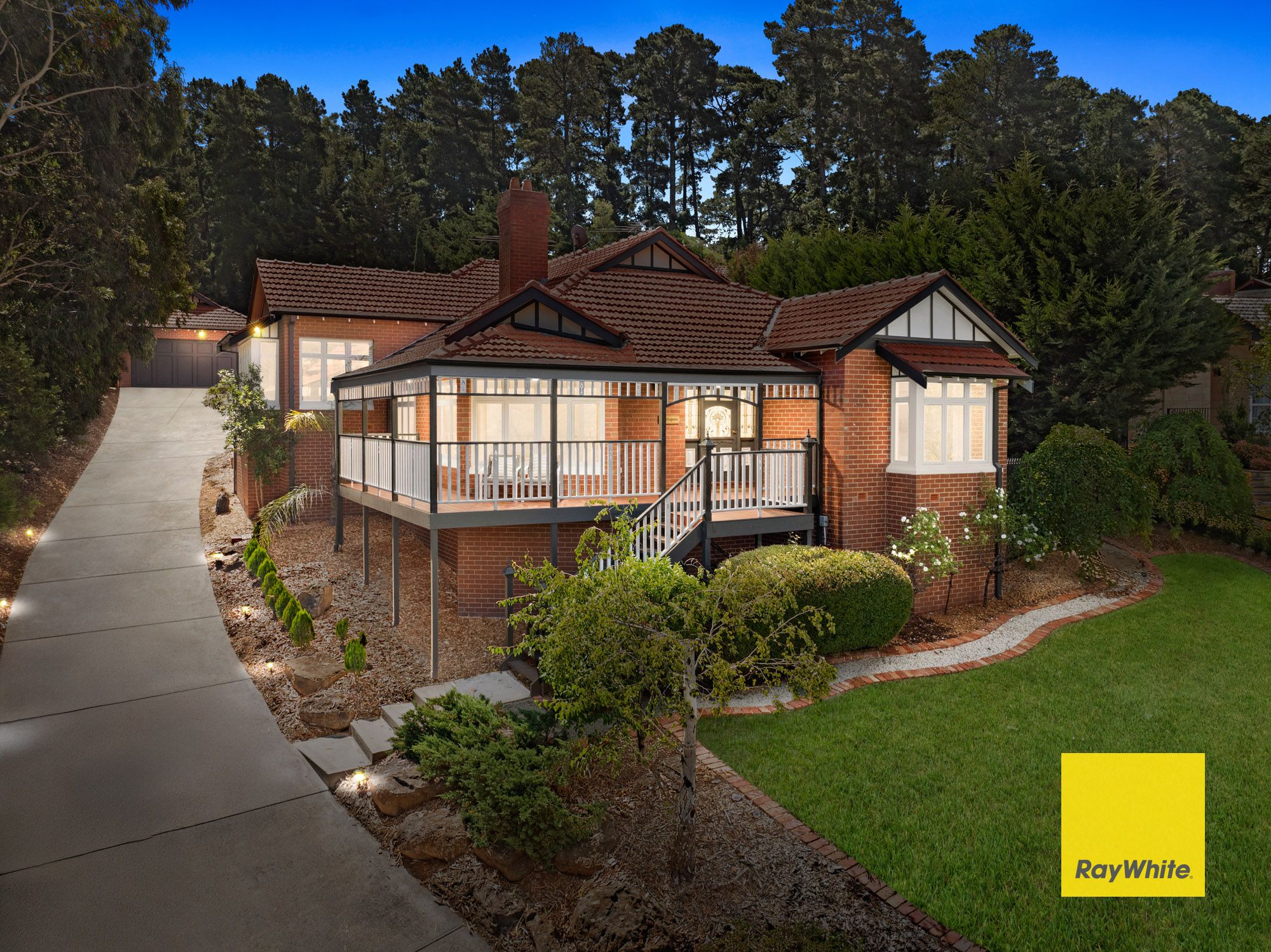 75 Maroong Drive, Research VIC 3095