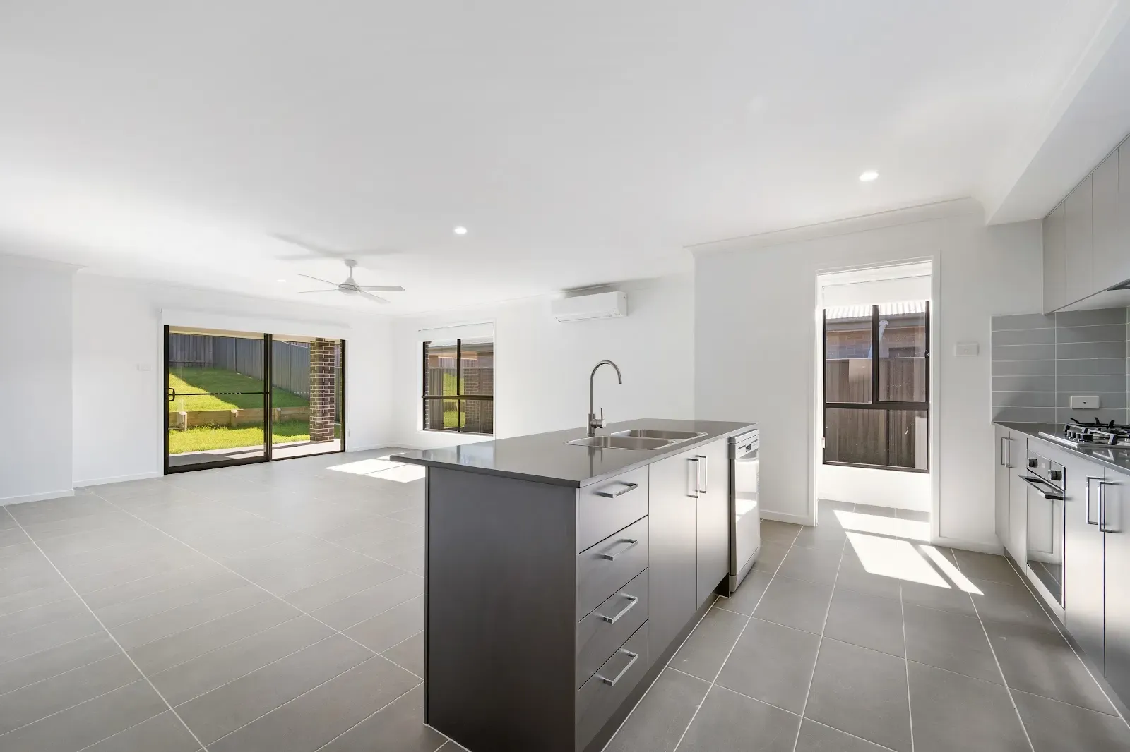 22 Coupe Drive, Thrumster, NSW 2444