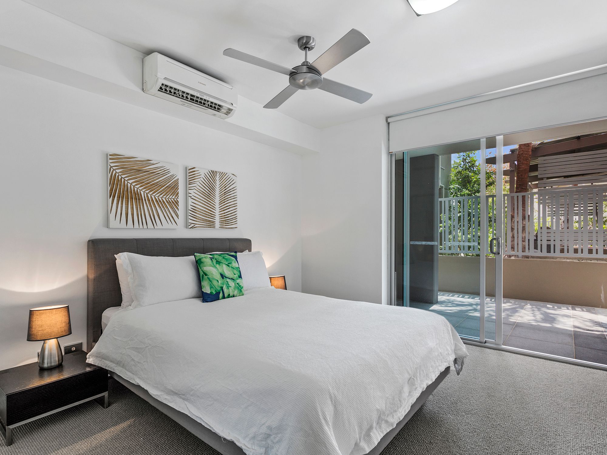 10/53 Darrambal Street, Chevron Island, QLD 4217