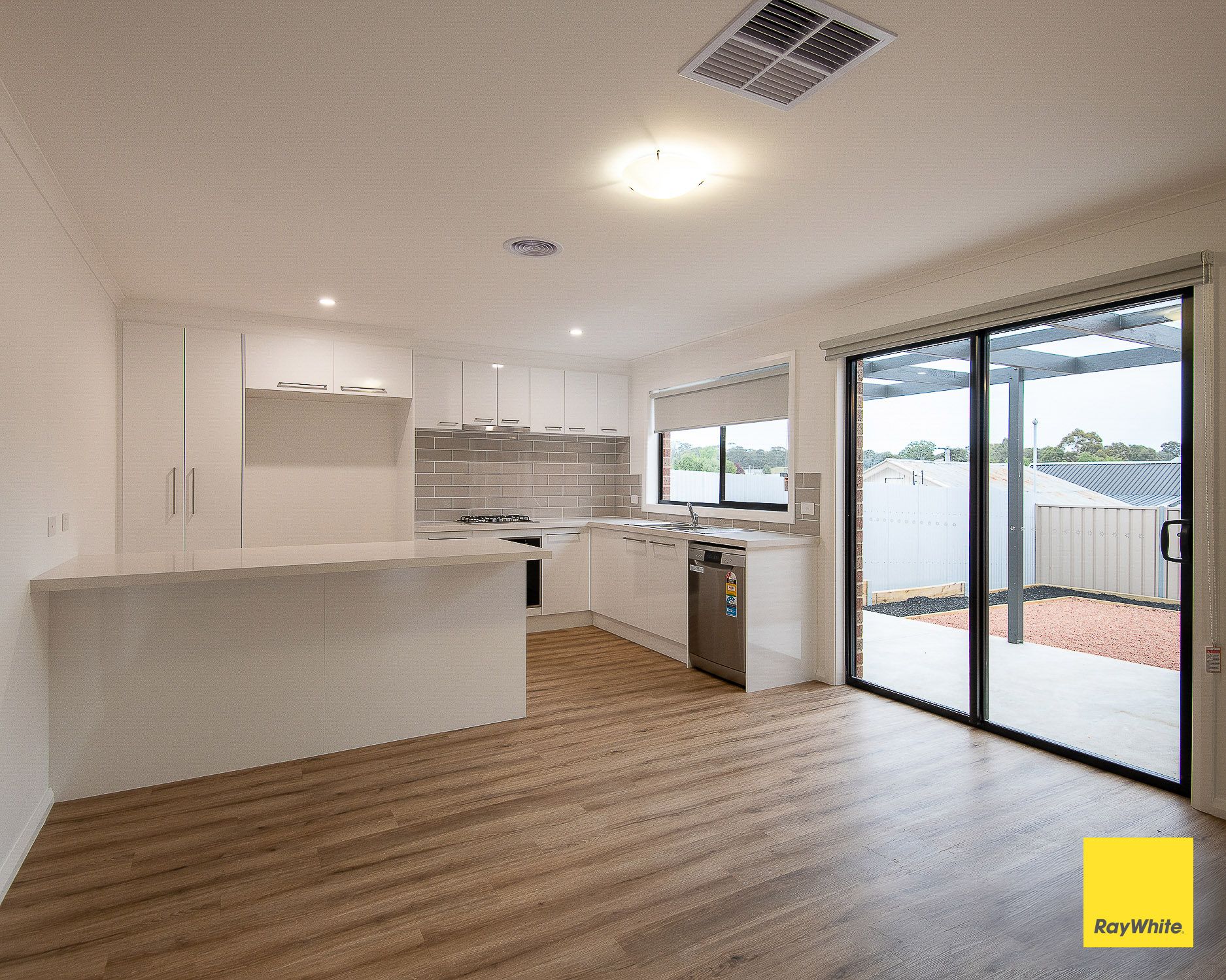 1/276 Woodward Road, Golden Square, VIC 3555