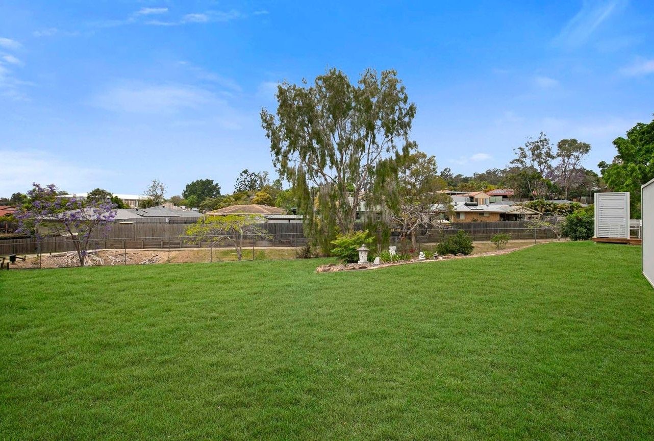 21 Queen Elizabeth Drive — photo 20 of 23