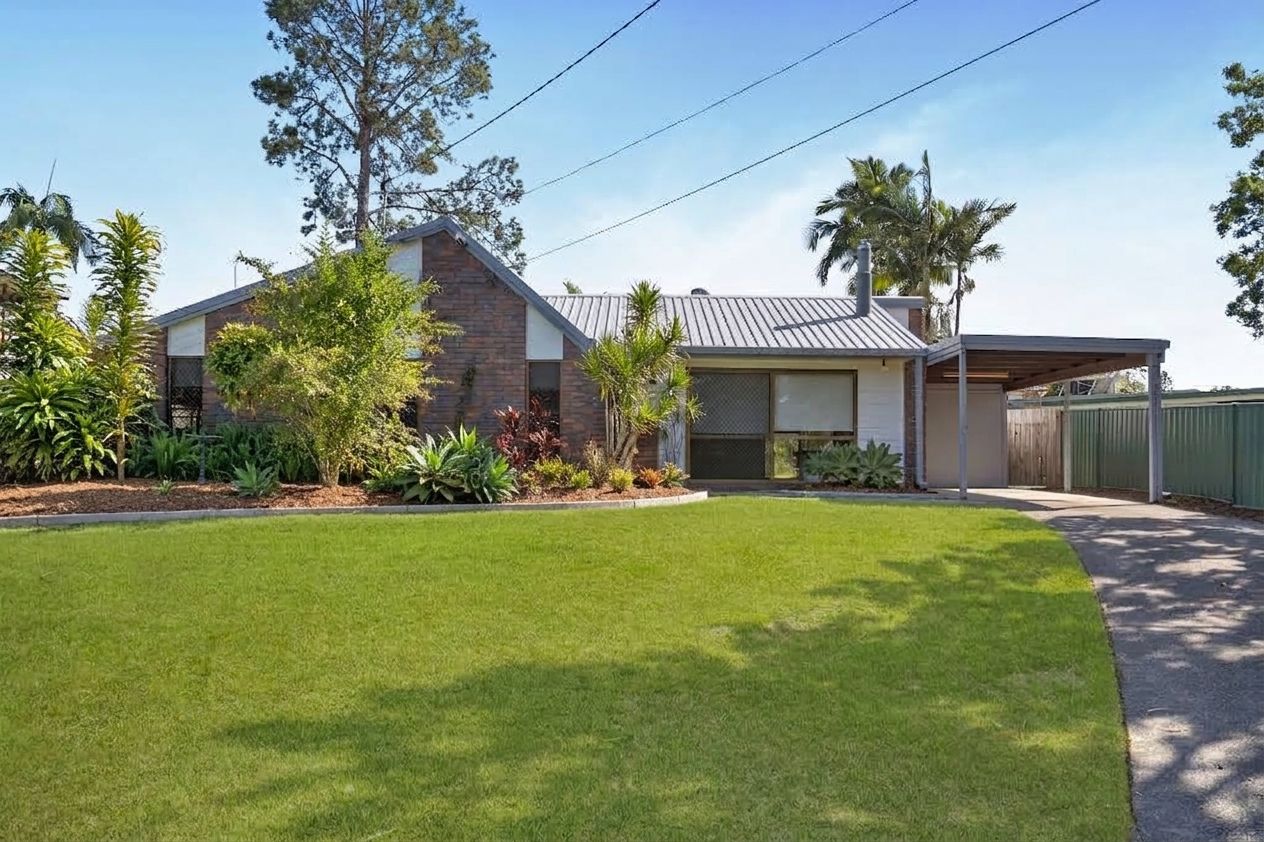 8 Clivia Crescent — photo 12 of 14