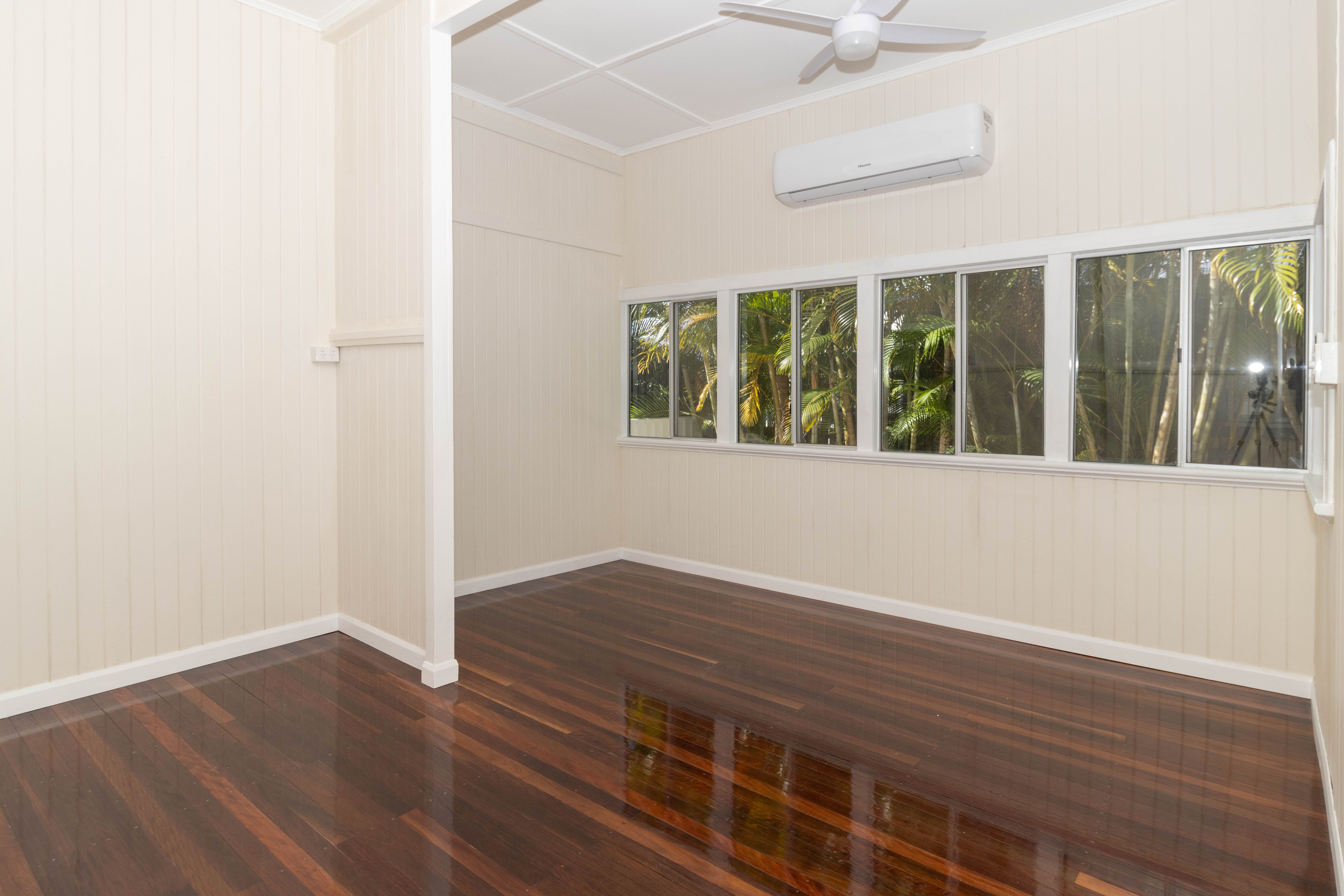 21 Pilot Street, Urangan, QLD 4655