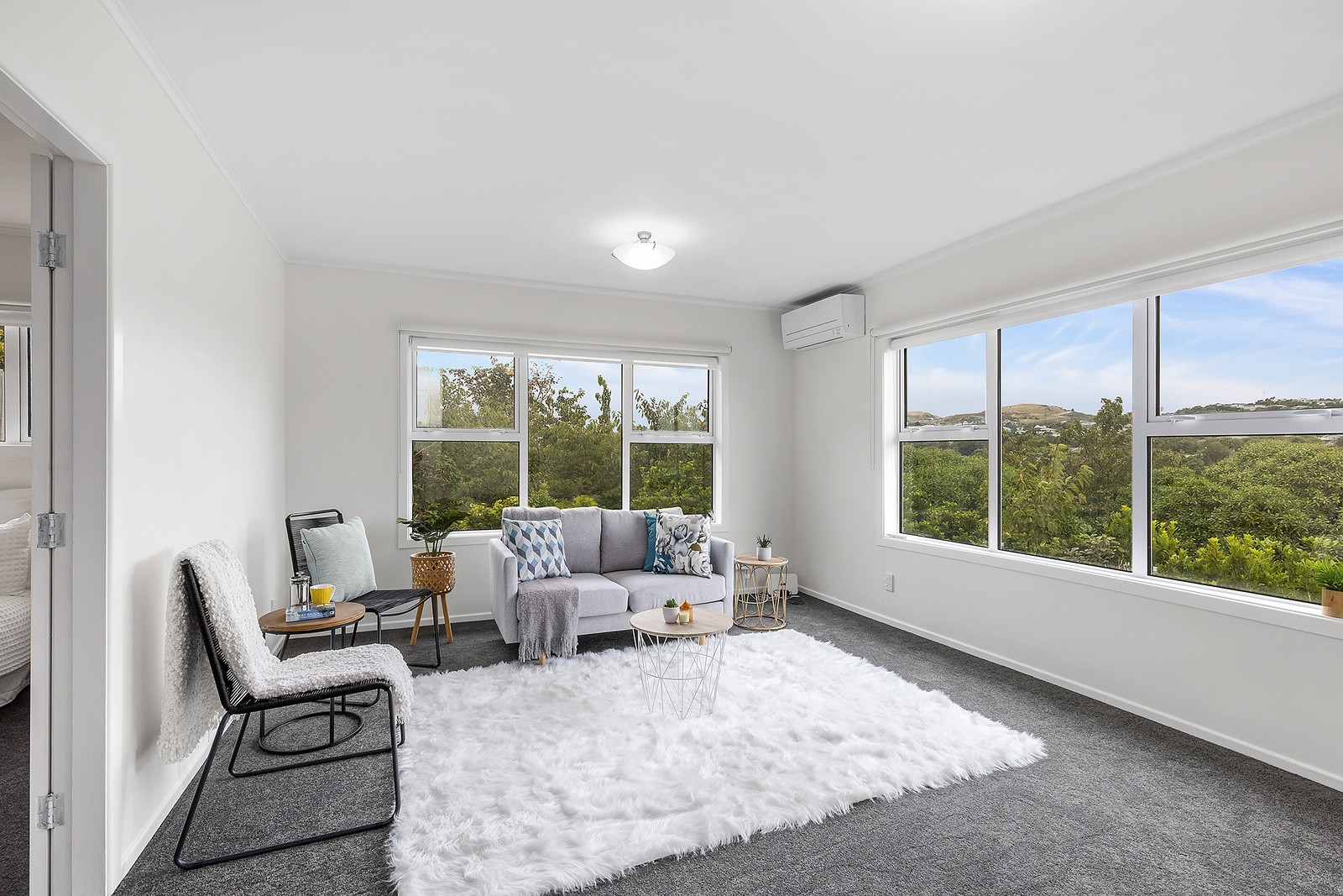 8B Stella Grove, Newlands, Wellington City