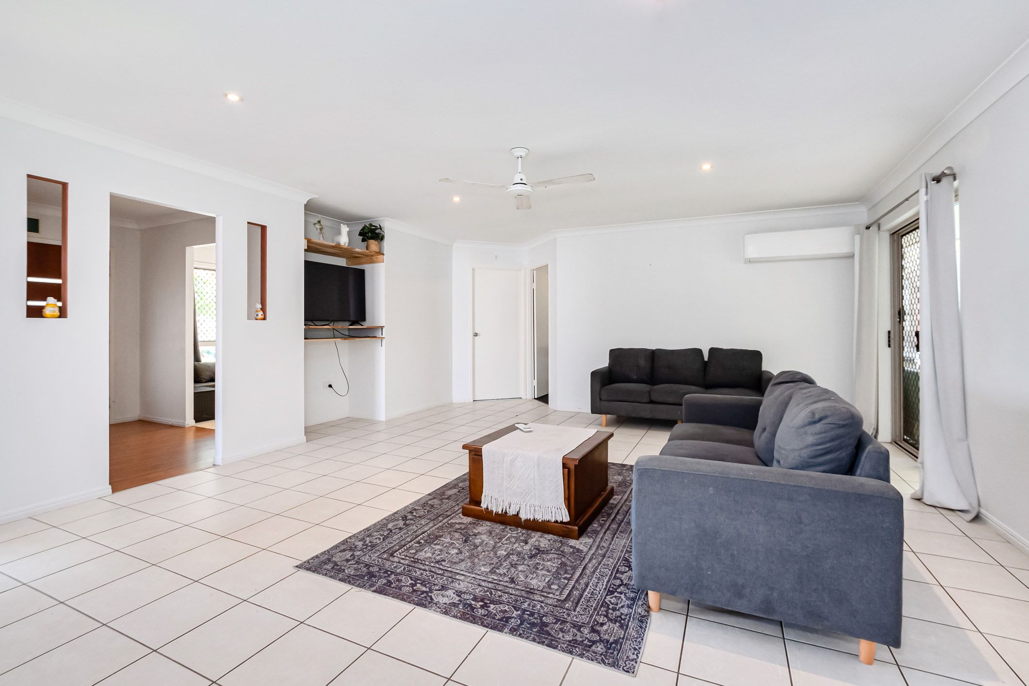 42 Emmadale Drive — photo 8 of 21